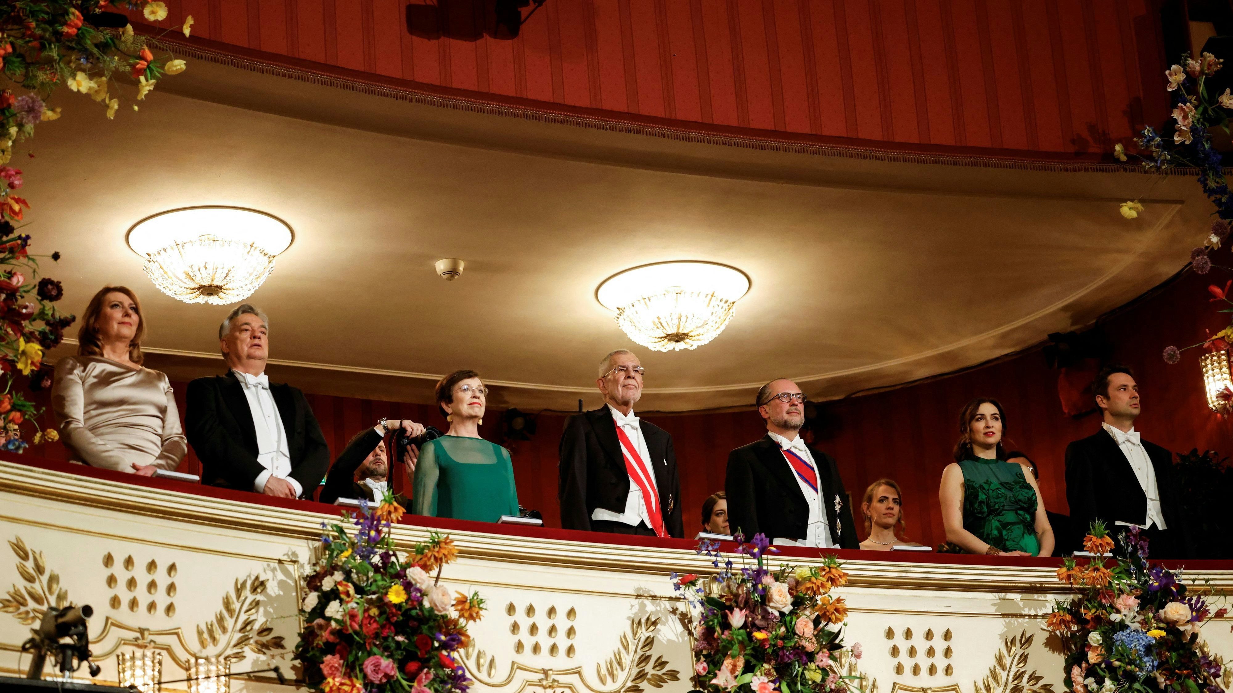 Heute.at - Noch nie so wenige Politiker: Wer Opernball schwänzt