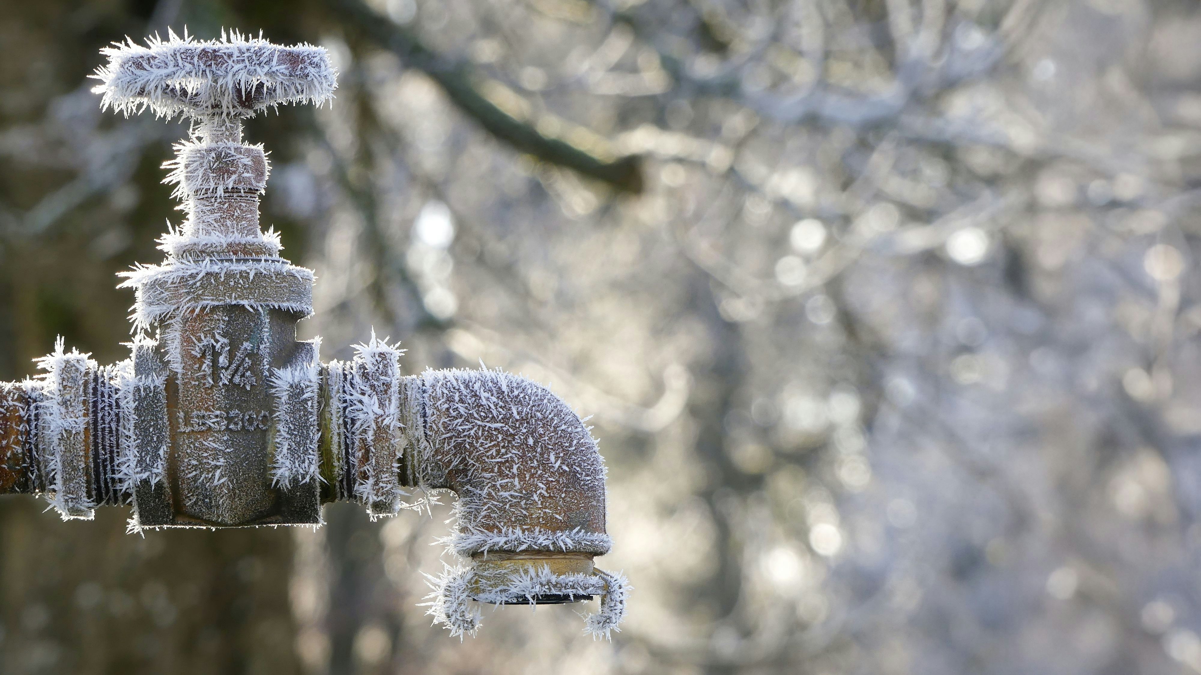 Eisige Temperaturen sorgen für zahlreiche Problemfälle im niederösterreichischen Wassernetz.