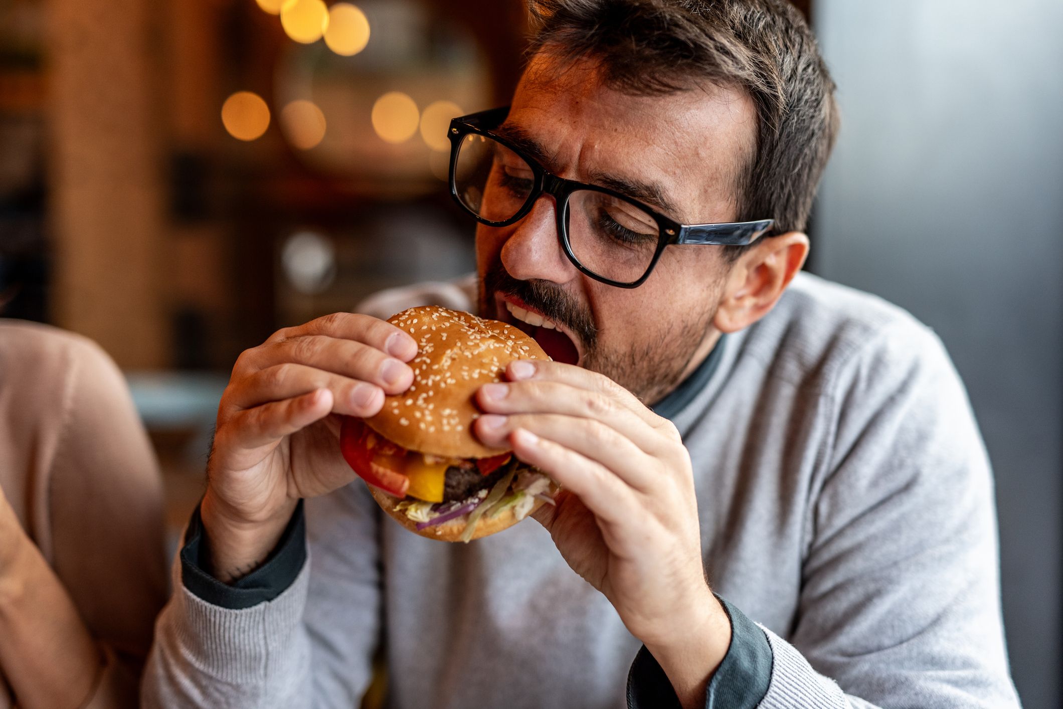 Burger sind nicht per se schlecht, aber sie sollten nicht ständig am Speiseplan stehen.