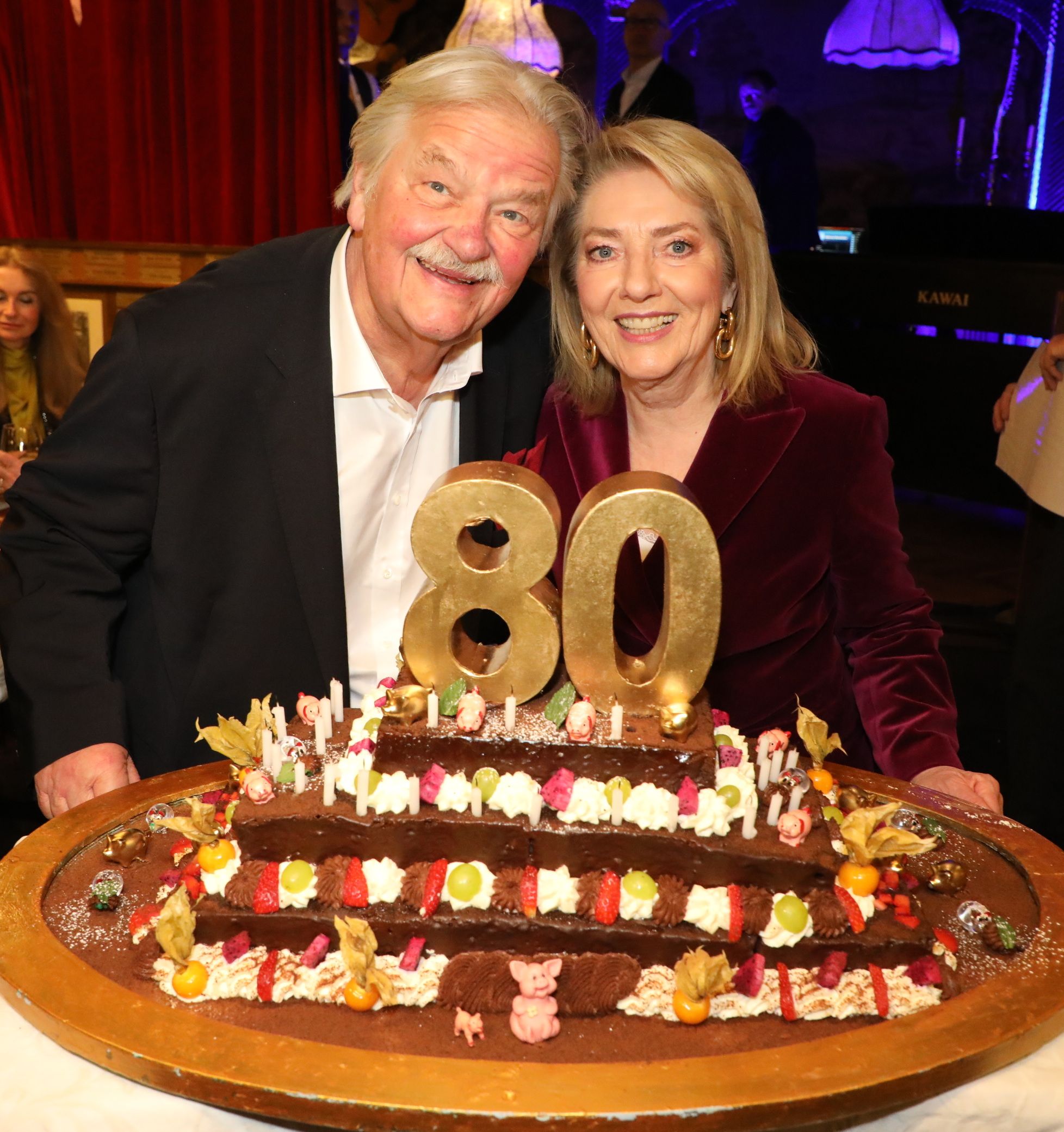 Geburtstagskind Gerhard Ernst mit Frau Ulrike Kirchtag