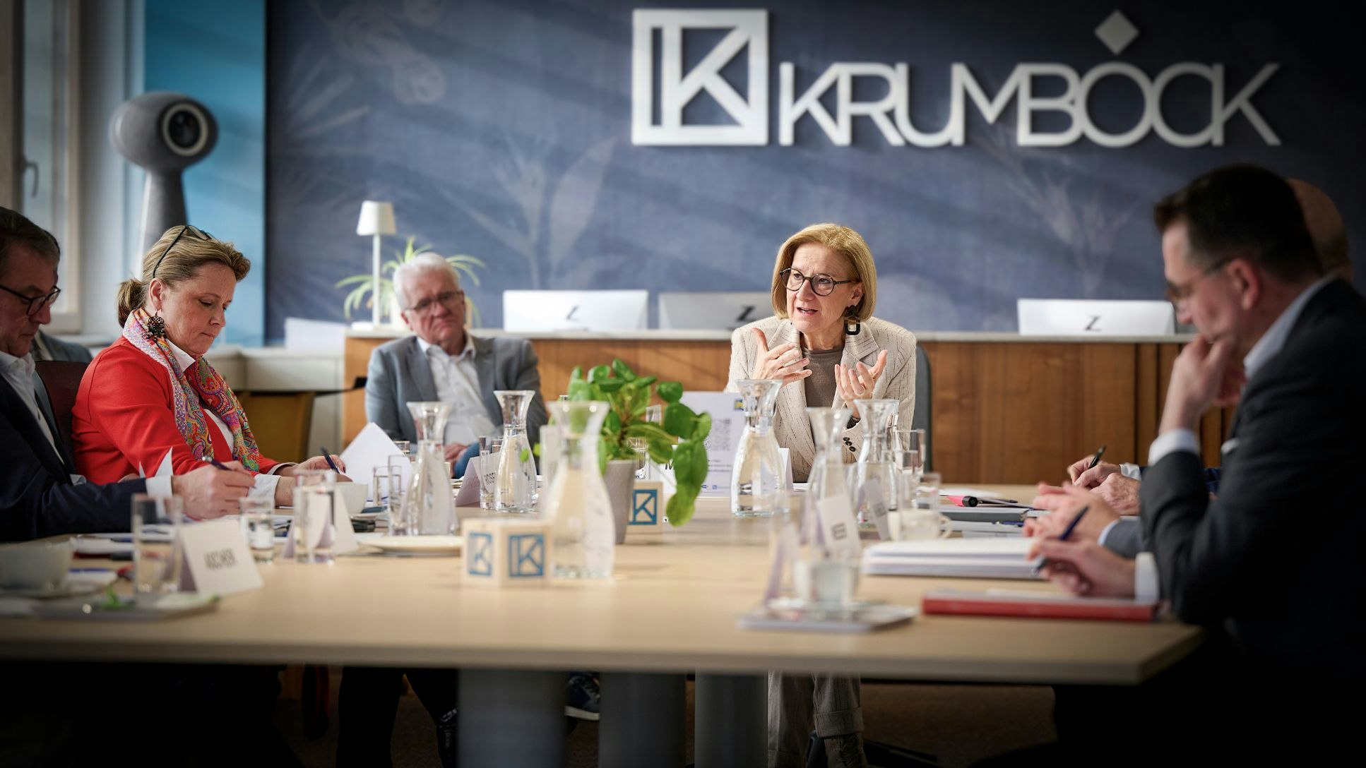 Heute.at - Mikl-Leitner: Strompreis für Haushalte muss sinken