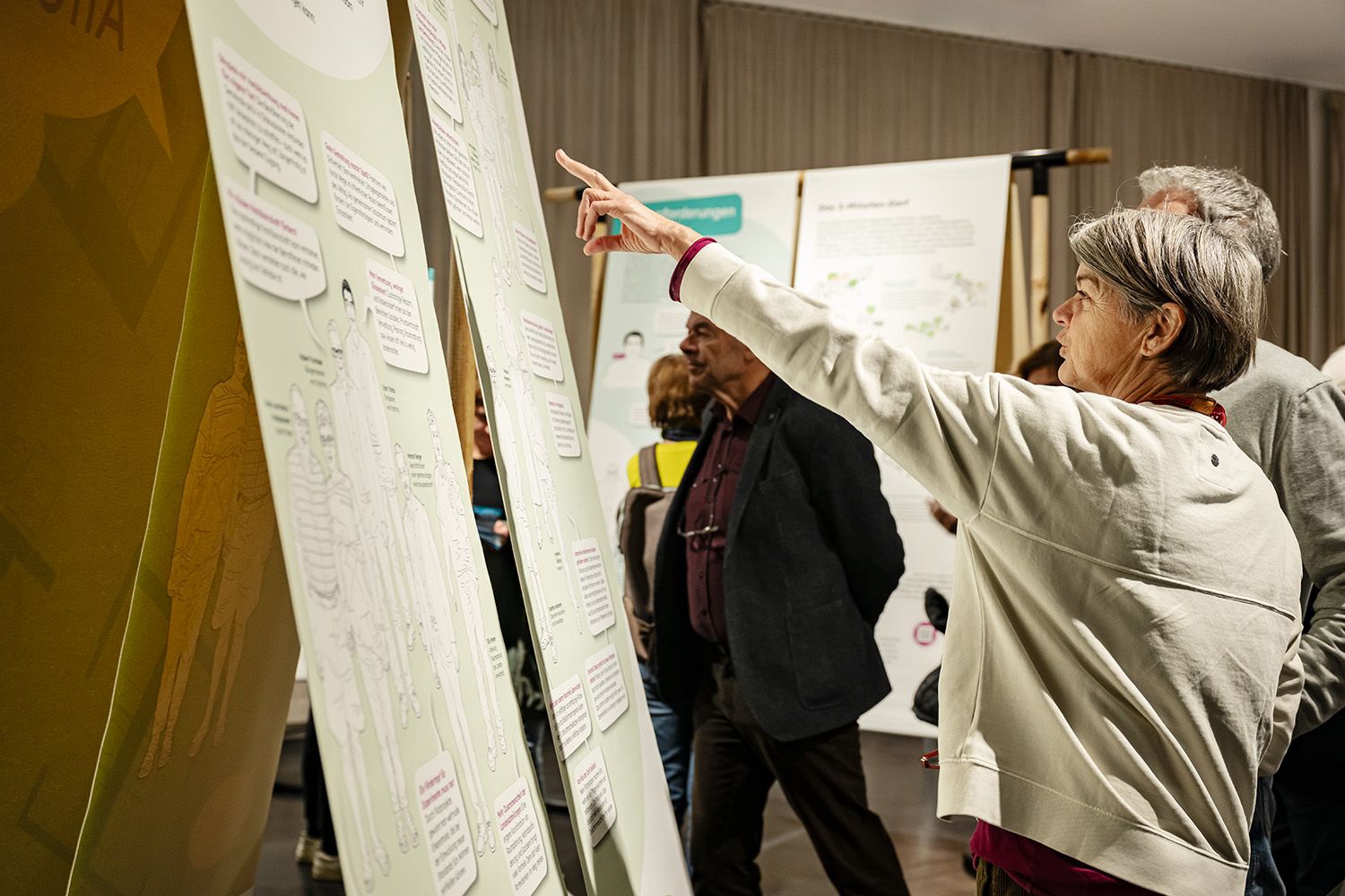 Von 22. Jänner bis 18. März 2026 ist die Ausstellung am Campus St. Pölten zu sehen und zeigt, wie vielfältig, inspirierend und selbstbestimmt Wohnen im Alter sein kann. 