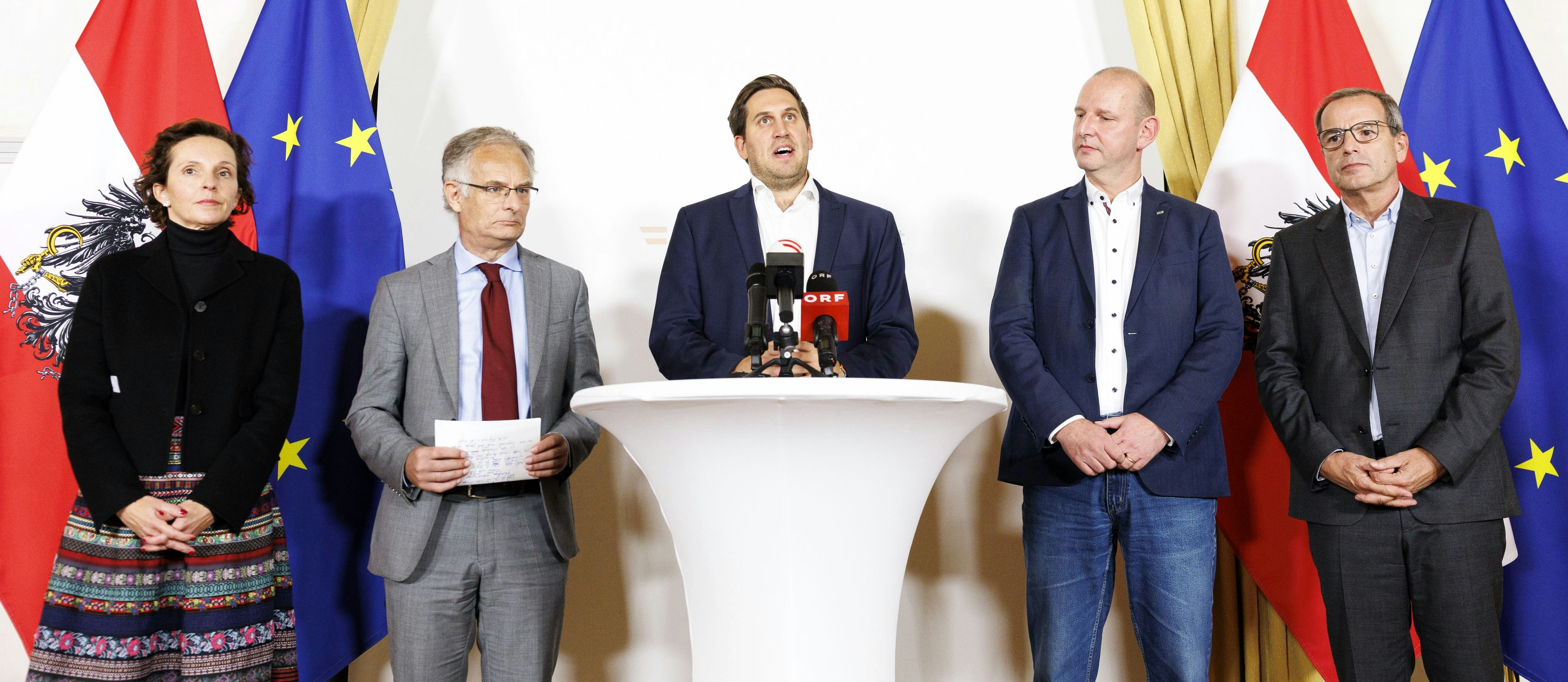 Die Gehaltsverhandlungen mit den Beamten sind abgeschlossen, der Rest steht im Kleingedruckten