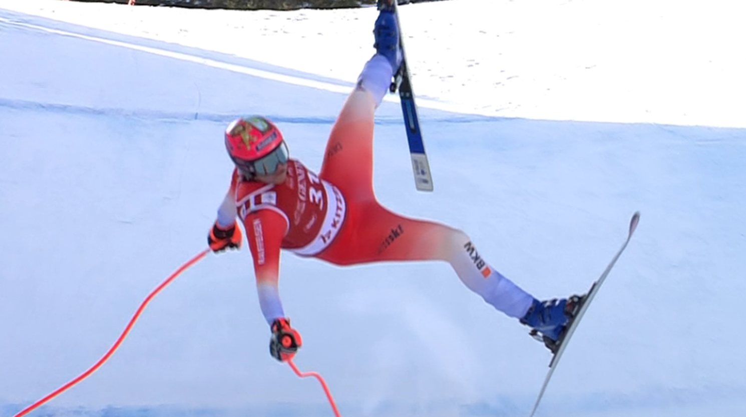 Heute.at - Schweizer auf der Streif spektakulär abgeflogen
