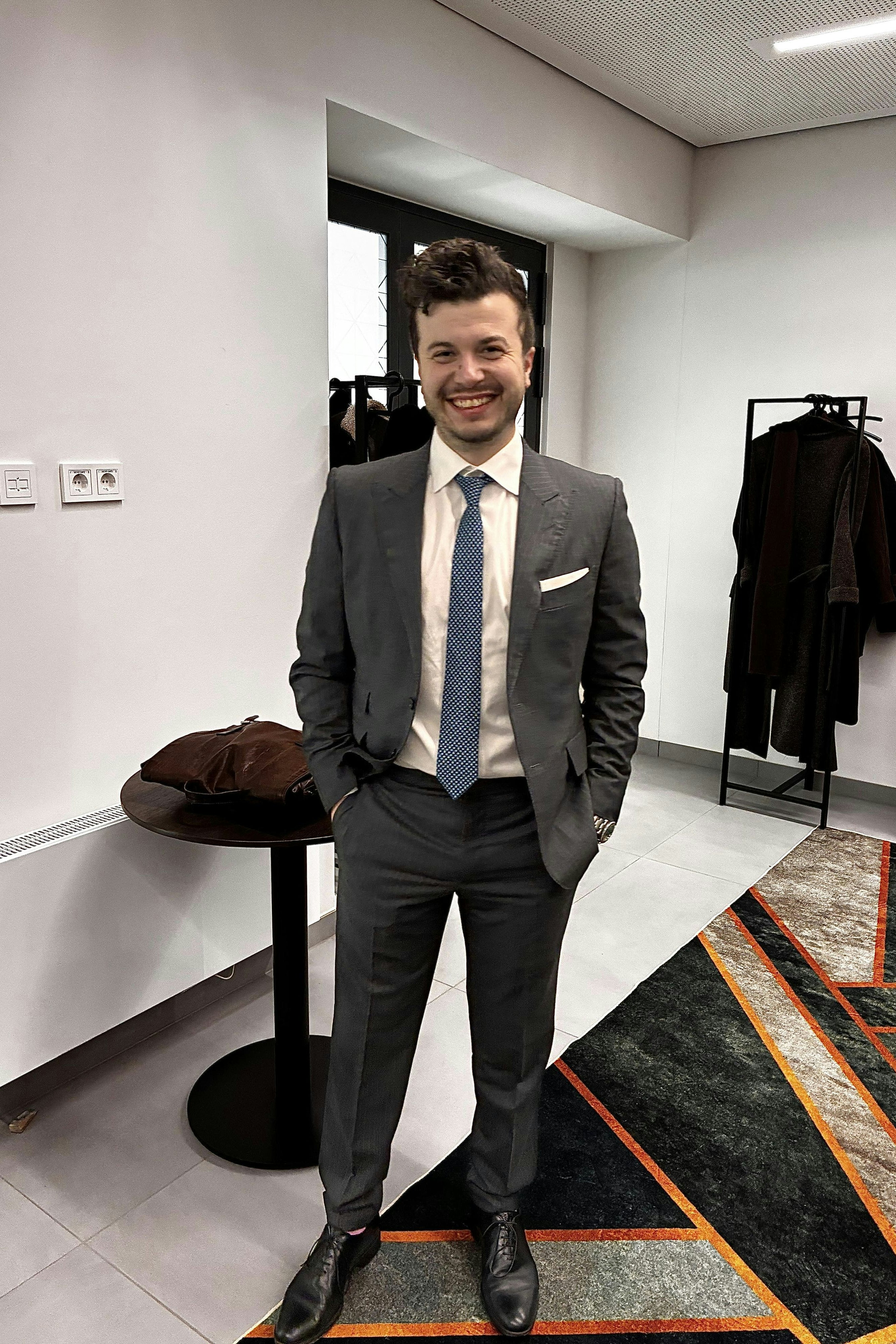 So schaut der Benno-Anzug im getragenen Zustand aus