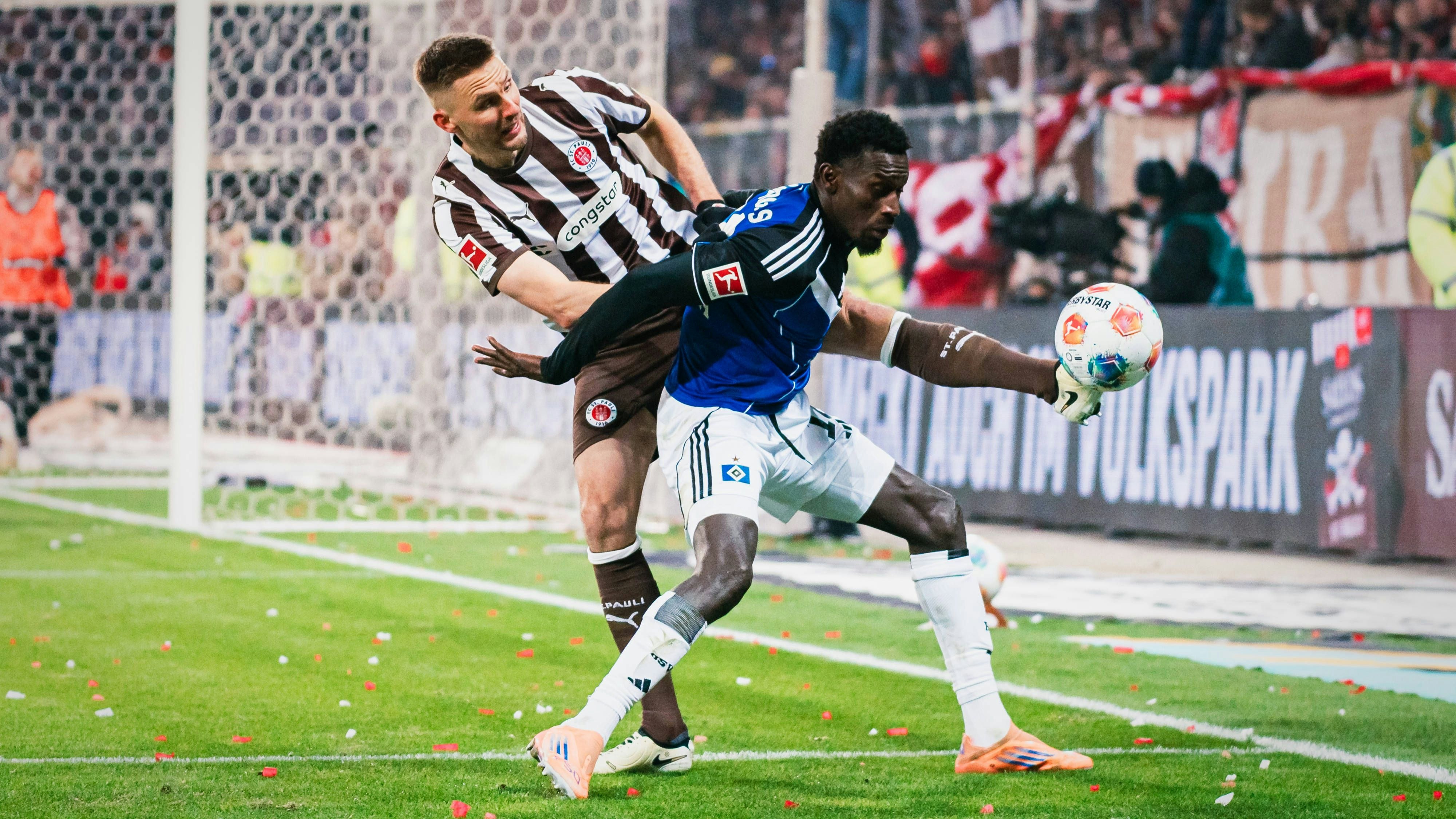 Heute.at - Nullnummer im umkämpften Hamburg-Derby