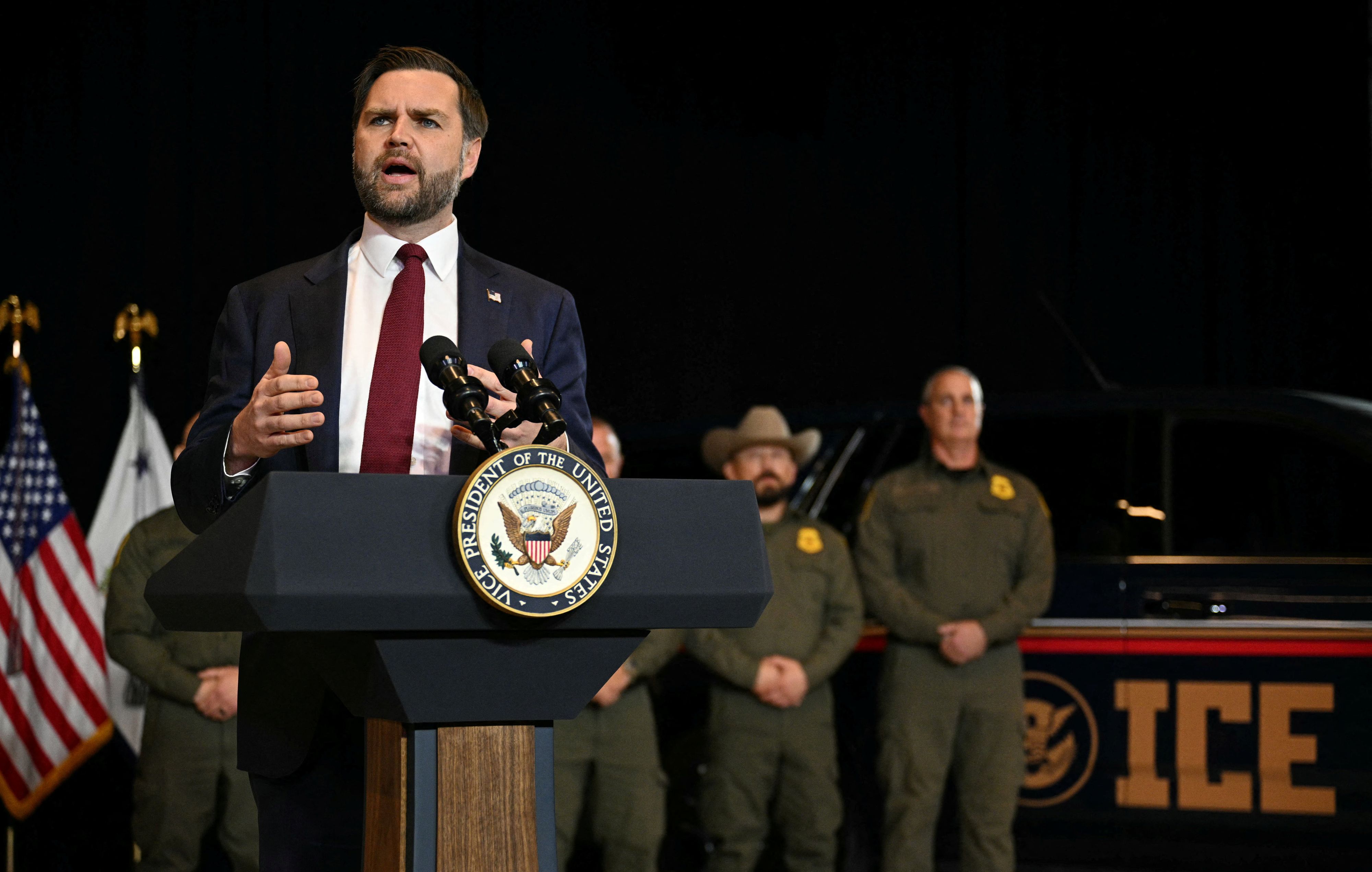 US-Vizepräsident JD Vance hat die ICE-Beamten verteidigt.