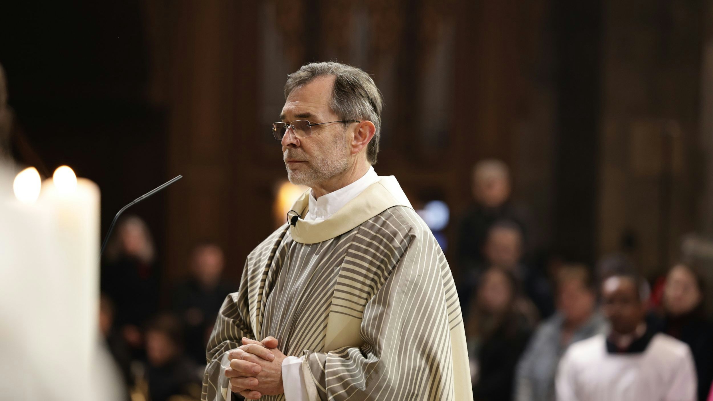 Josef Grünwidl, neuer Erzbischof von Wien (hier bei der Bischofsweihe im Stephansdom), nahm an der Gebetsstunde teil.