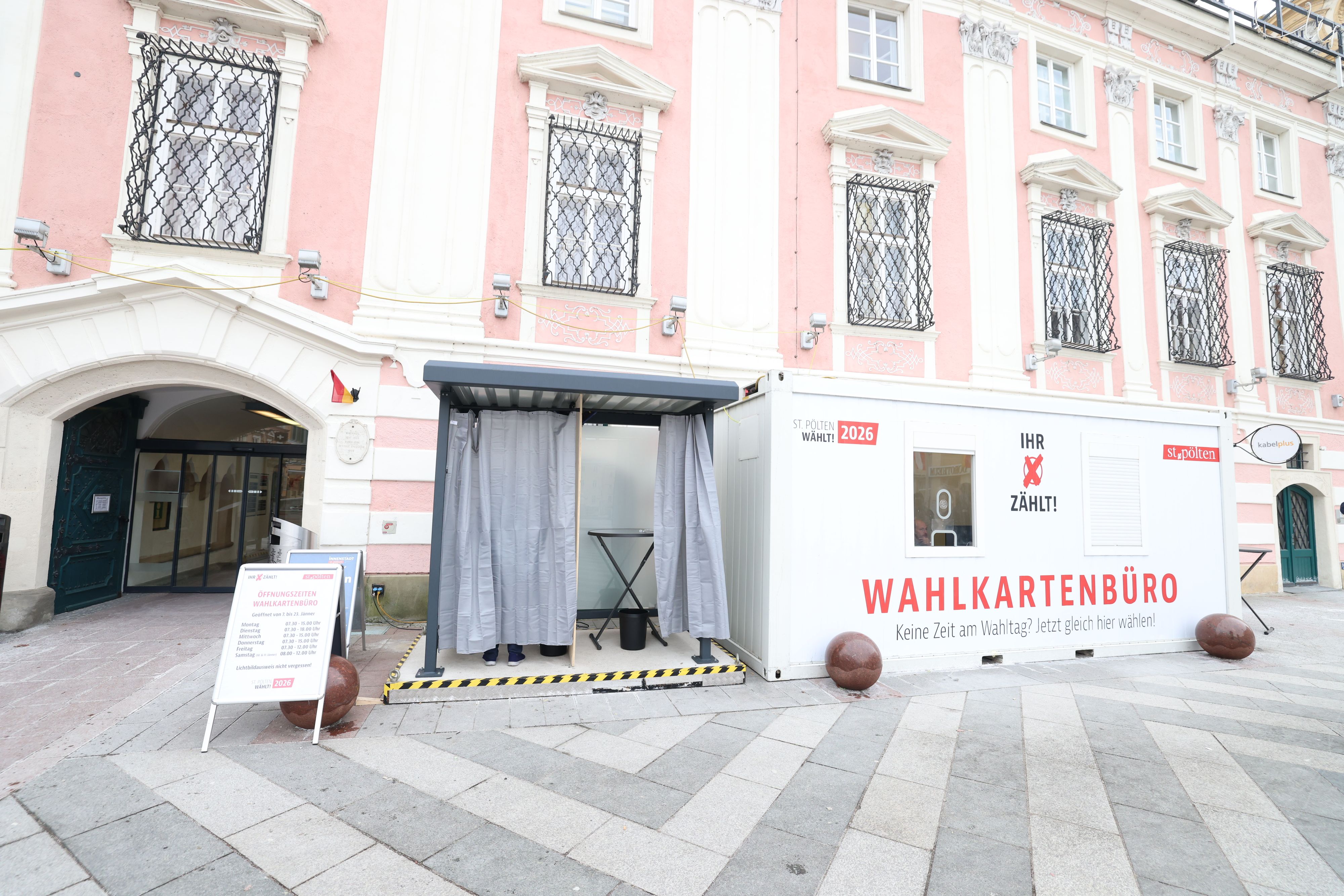 St. Pölten: So sieht das Wahlkartenbüro aus