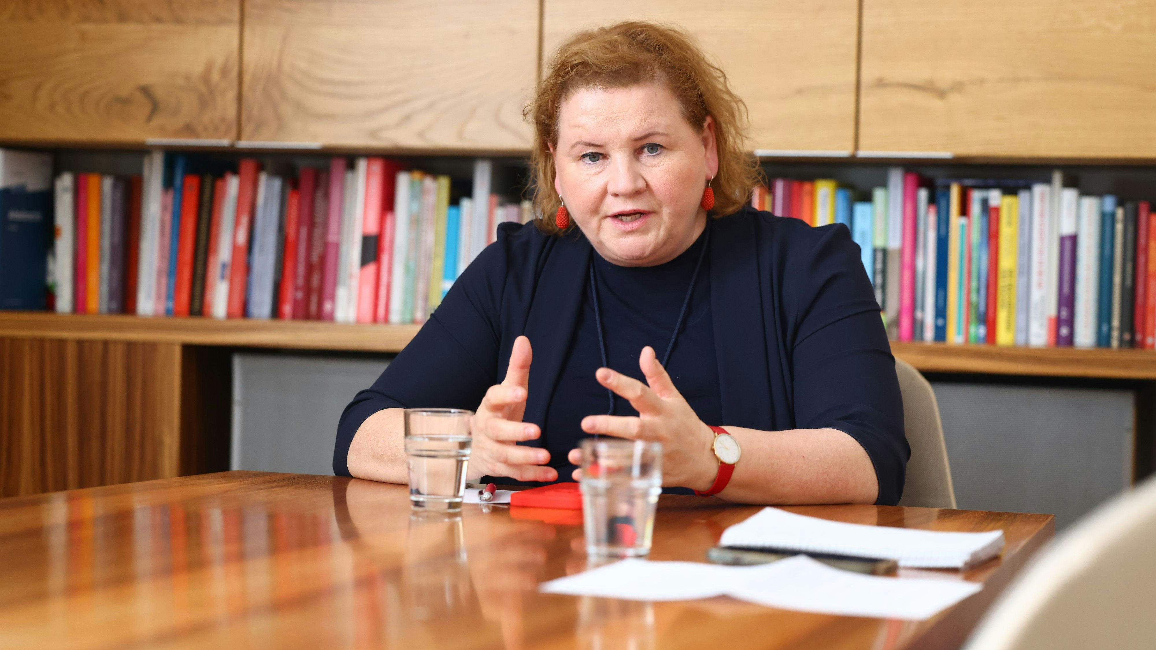 SP-Gesundheitsministerin Schumann treibt den Ausbau von Primärversorgungszentren voran.