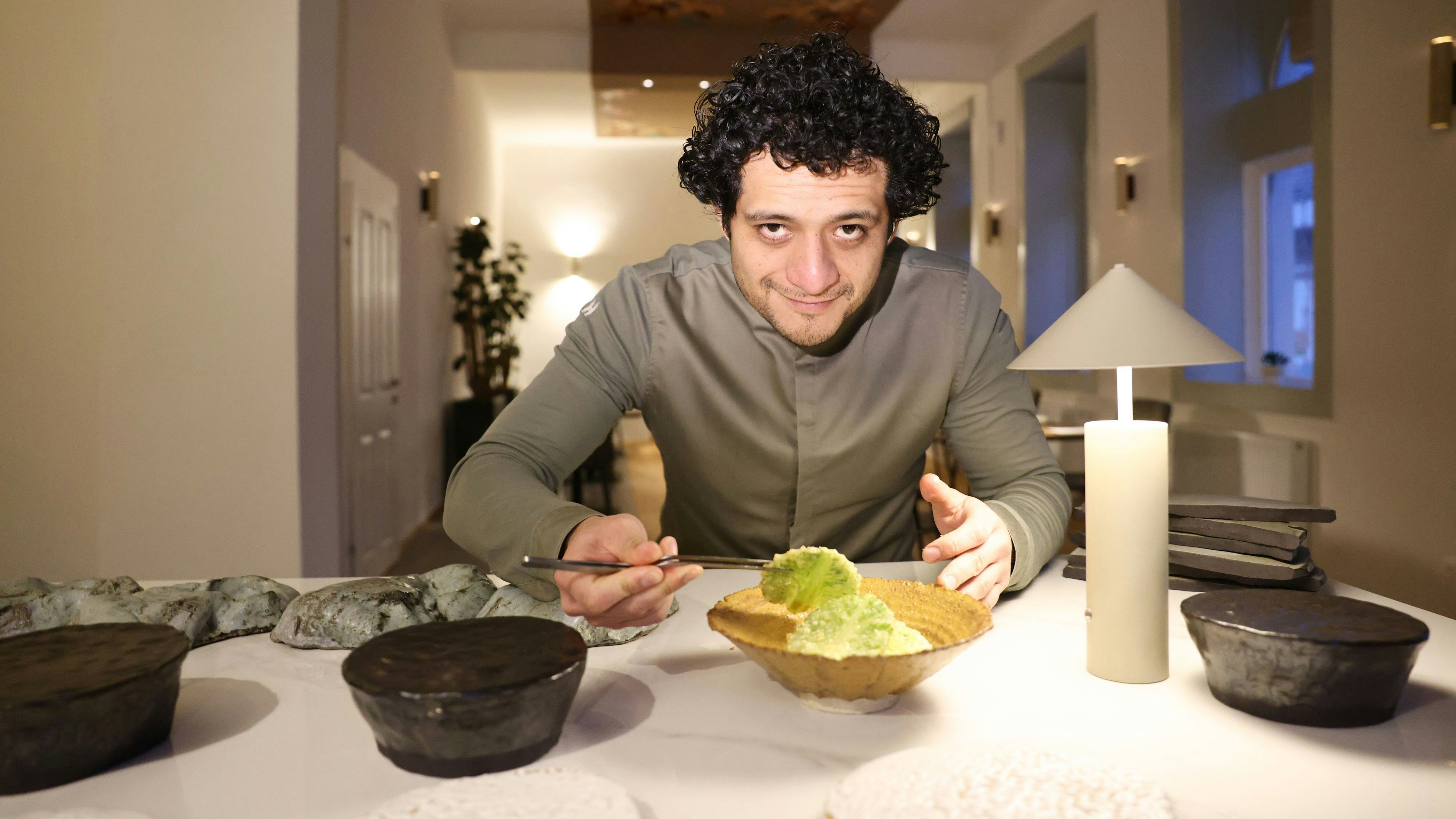 20260122 / restaurant ossa fine dining in gersthof mit inhaber miguel giraldo / foto: sabine hertel / tageszeitung heute