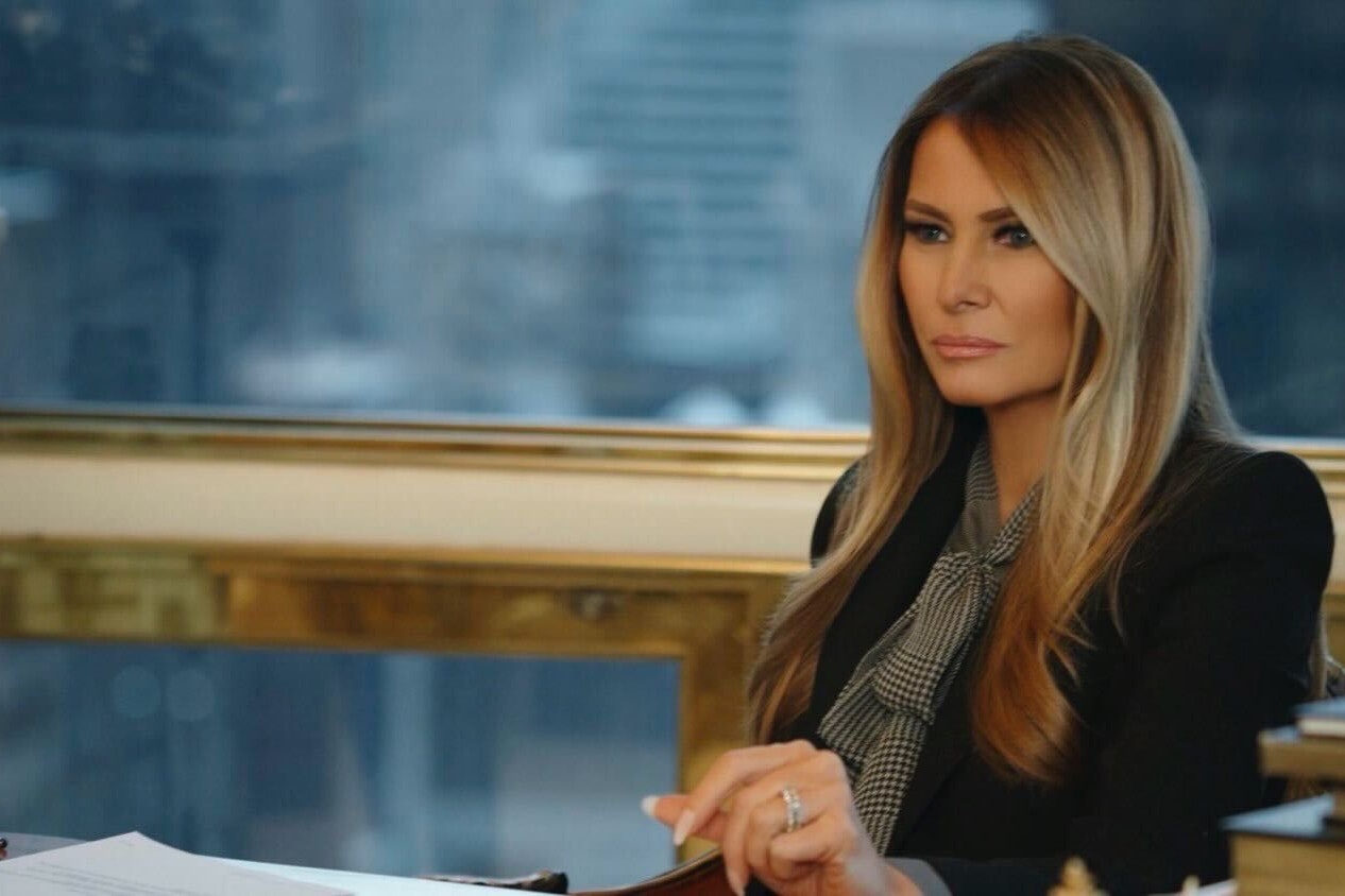 Szene aus "Melania": eine Macherin, die ""die Rückkehr ihrer Familie nach Washington und die Organisation der Amtseinführung managt"