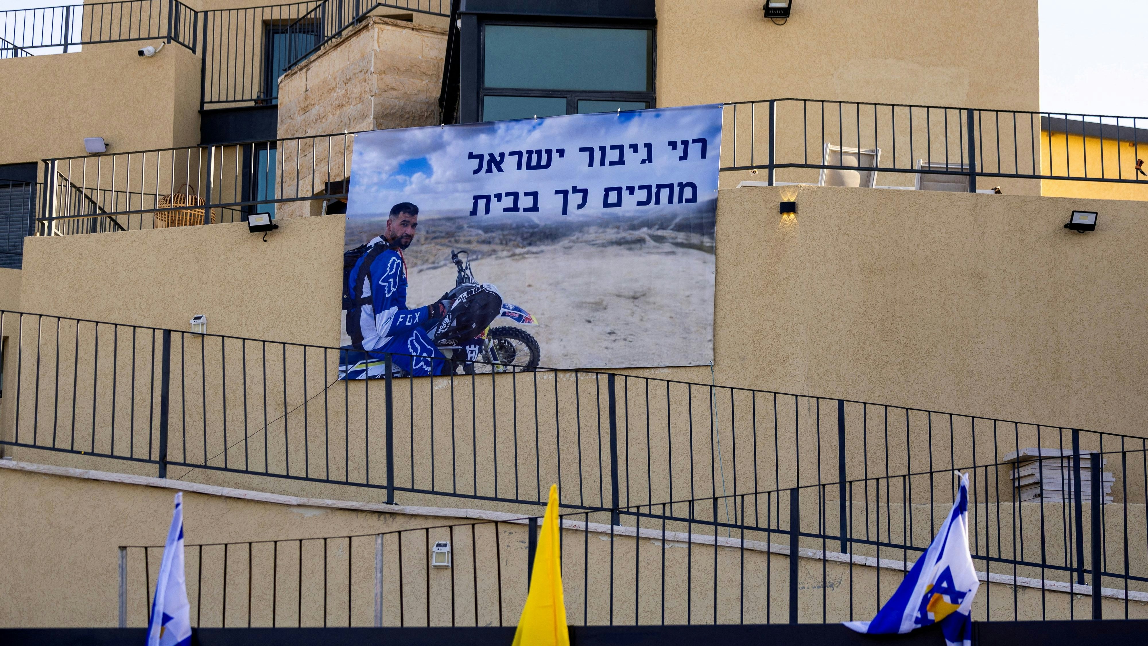 Heute.at - Letzte Hamas-Geisel aus Gaza nach Israel überführt