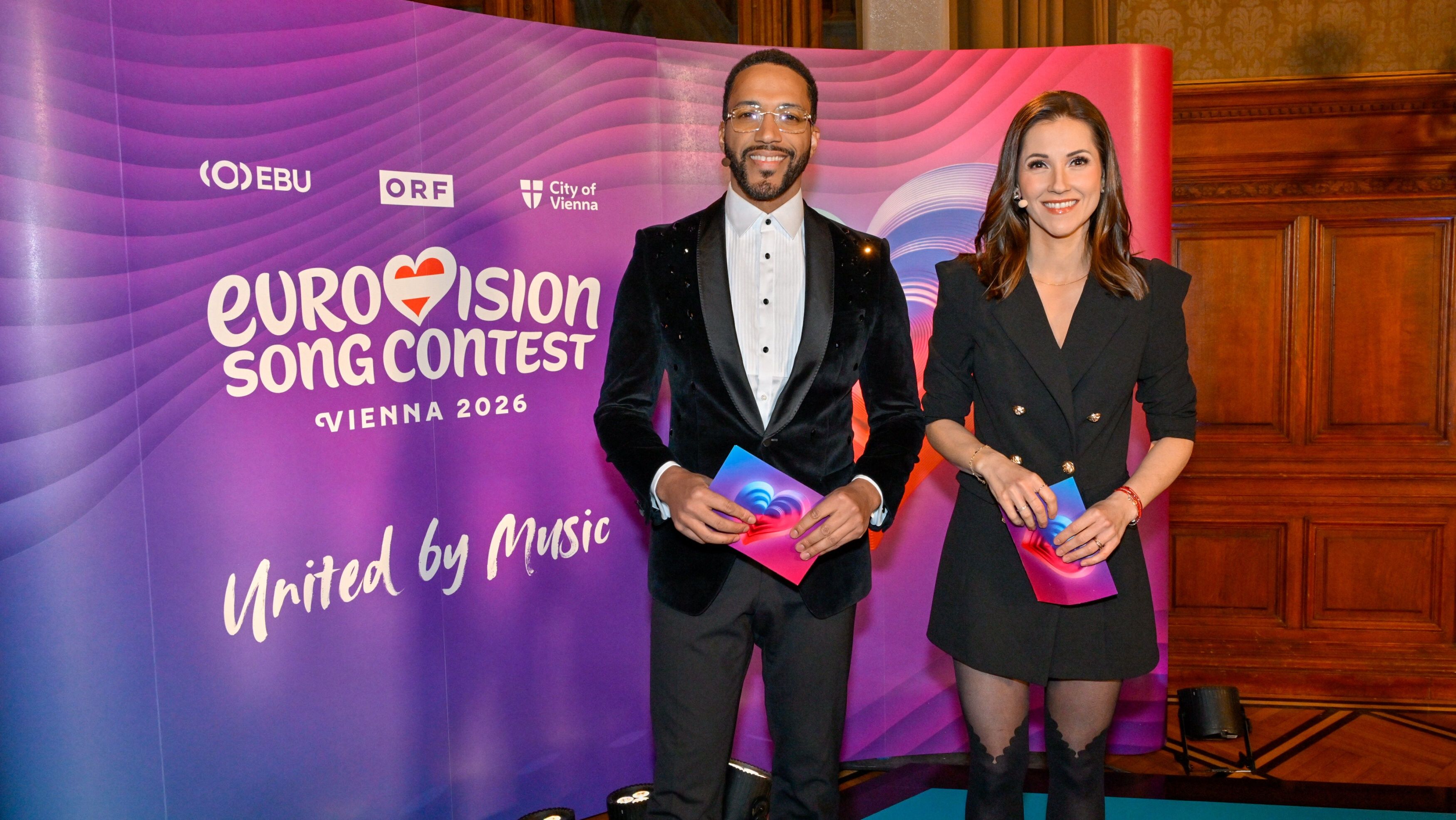 Ex-ESC-Sänger Cesár Sampson moderiert den ORF-Vorentscheid am 20. Februar, Alexandra Wachta verkündete mit ihm kürzlich die Halbfinalisten in Wien.