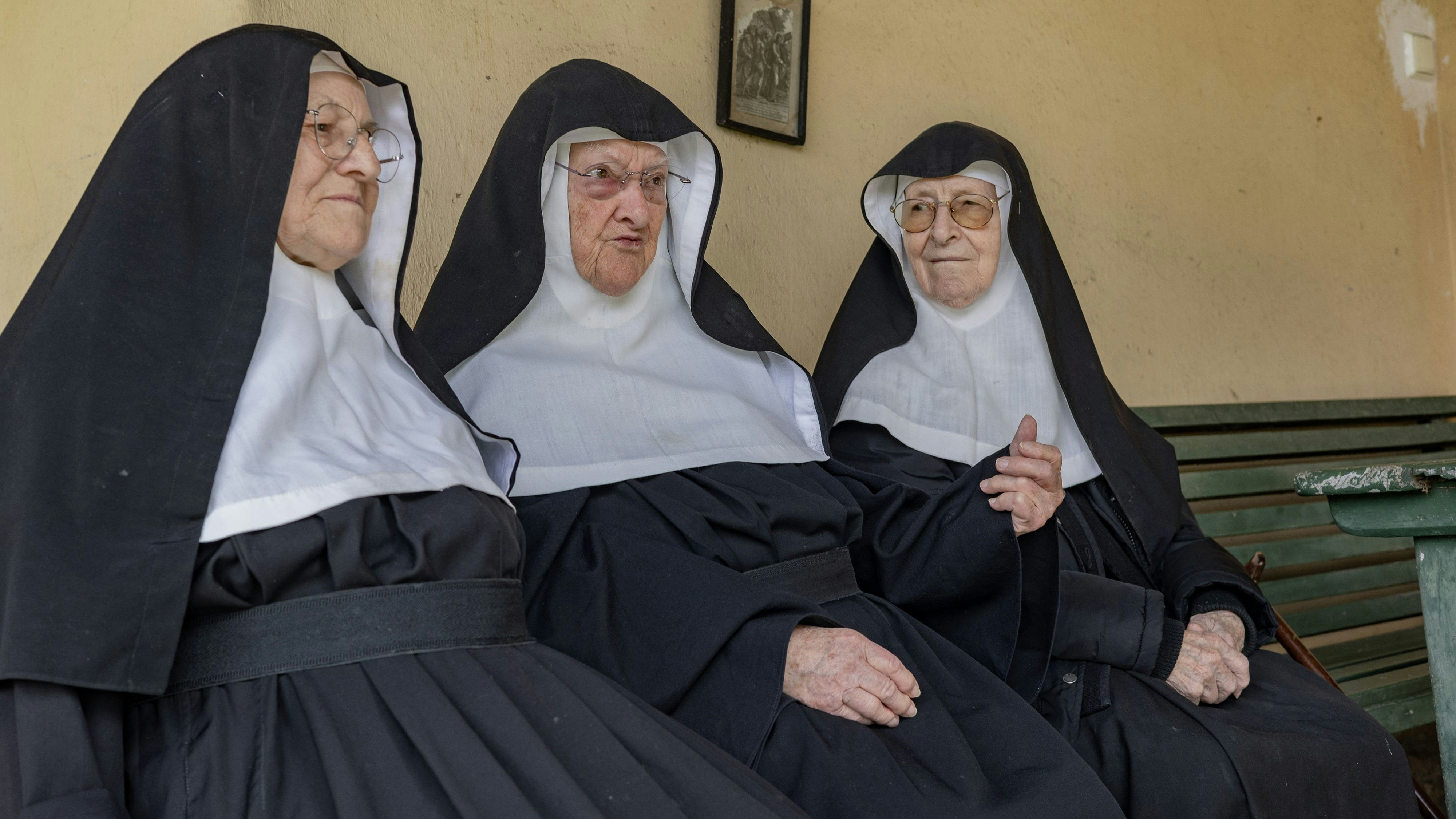 Heute.at - Goldenstein-Nonnen – plötzlich Anzeige wegen Untreue