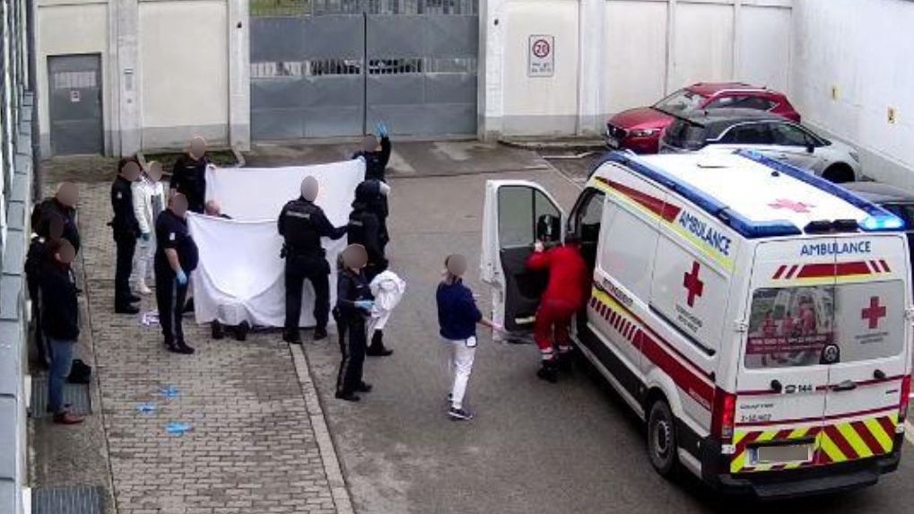 Aktuell werde gegen zwölf Beteiligte ermittelt, für alle Beteiligten gilt die Unschuldsvermutung.