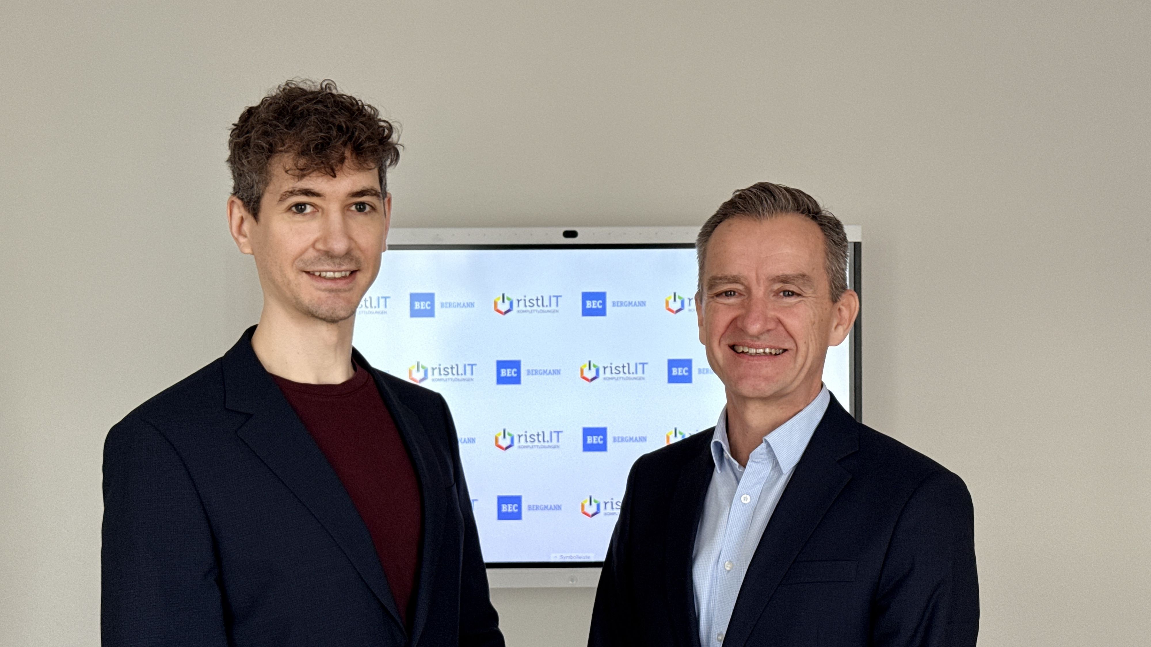 Florian Ristl, Geschäftsführer ristl.IT GmbH (links), Ing. Josef Bergmann, Gründer Bergmann Engineering & Consulting GmbH (rechts).