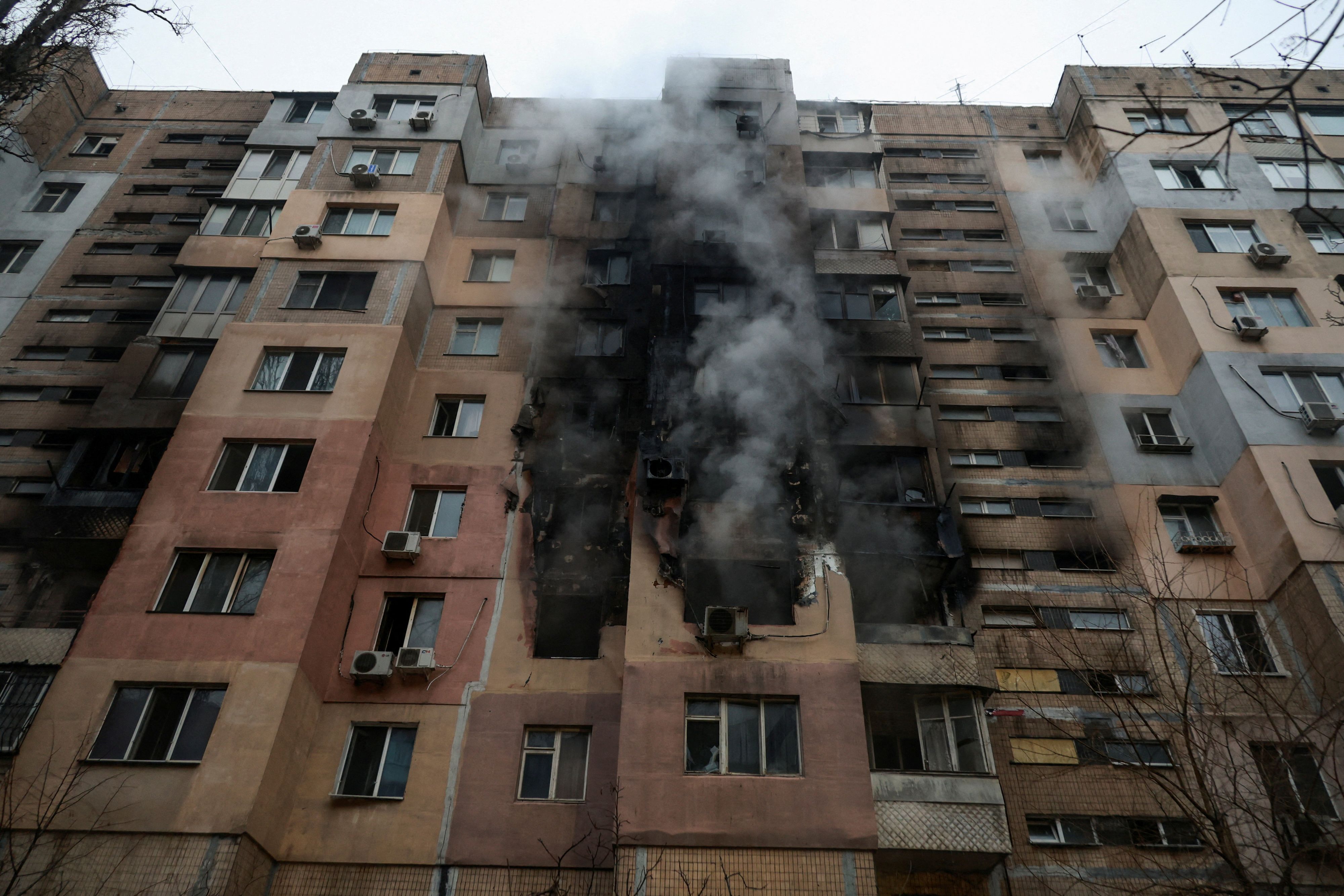 Bei russischen Angriffen auf die Ukraine wurden erneut mindestens zwei Menschen getötet. 