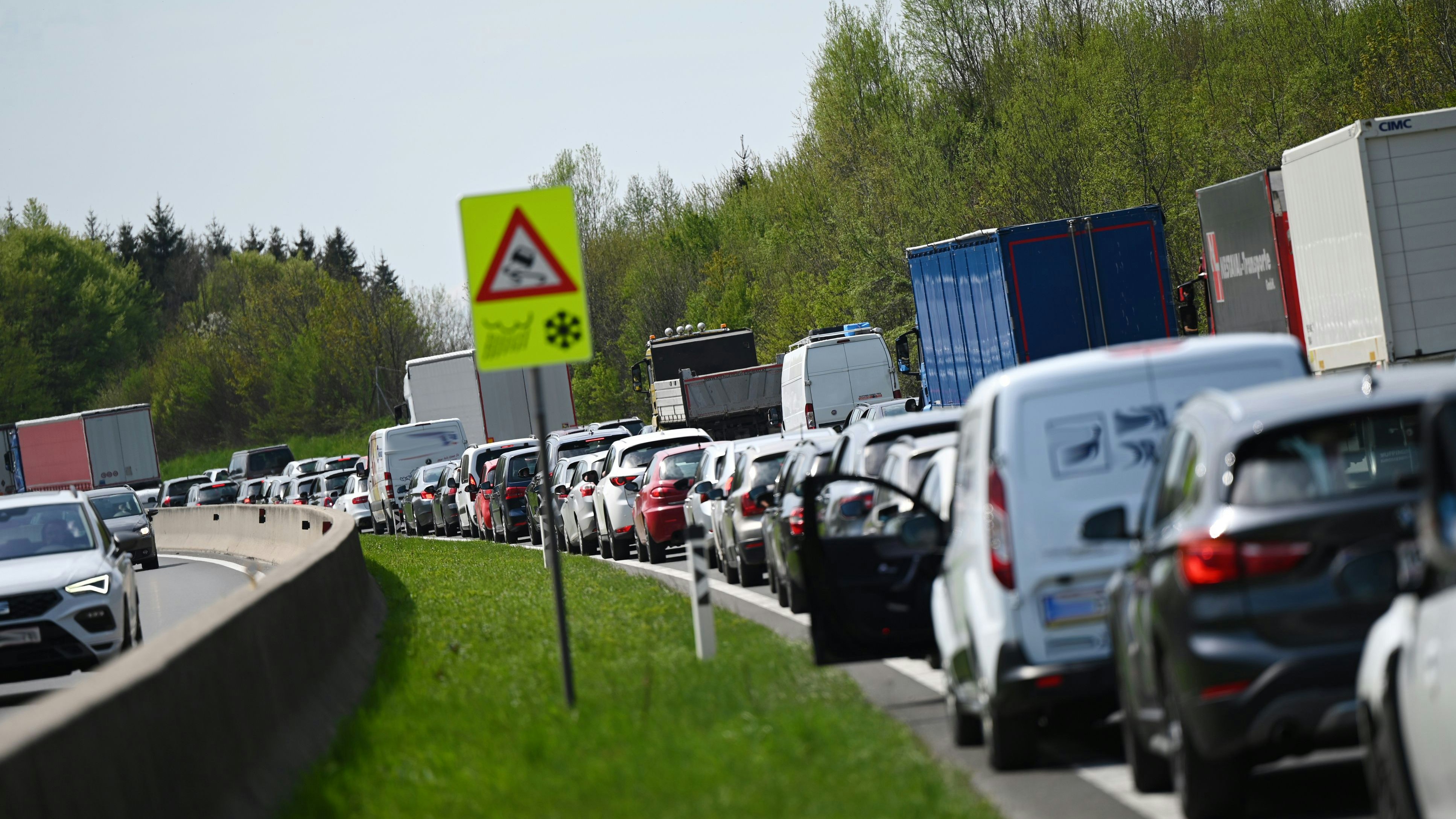Heute.at - ARBÖ warnt jetzt alle Autofahrer in Österreich