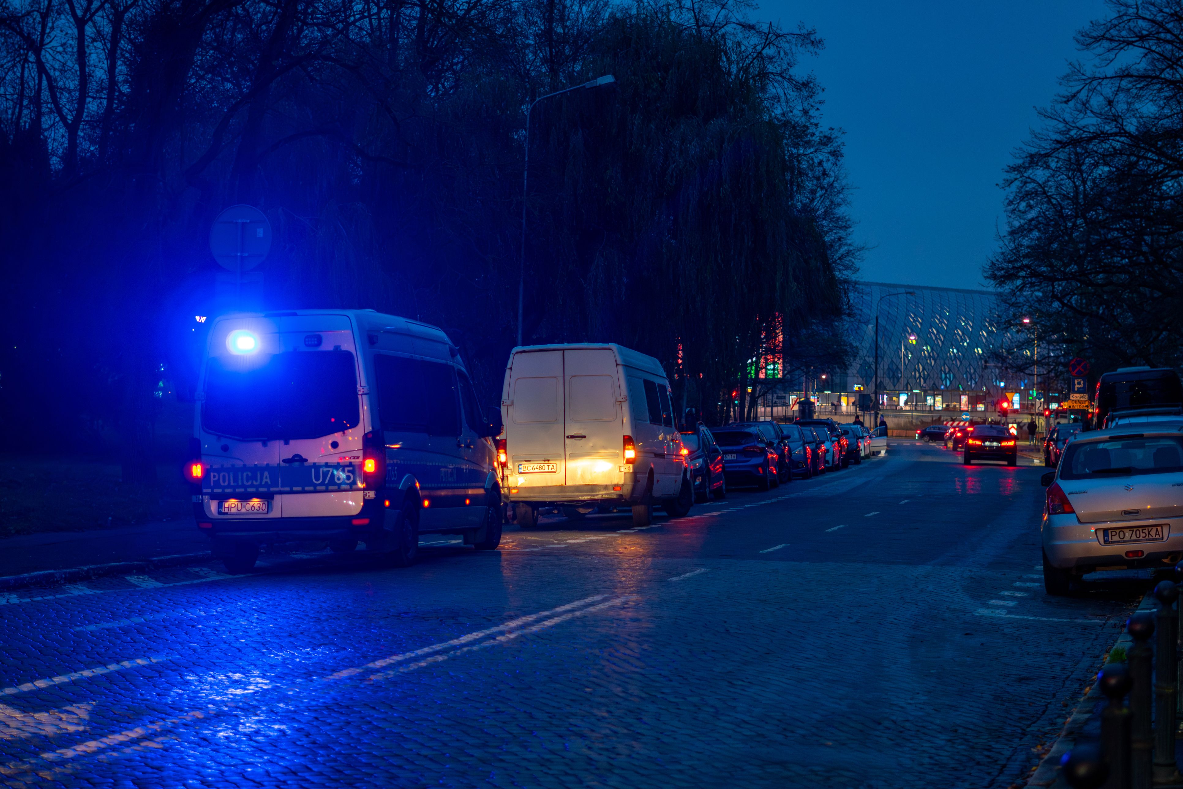 Die Polizei konnte den Mann schließlich überwältigen. (Symbolbild)