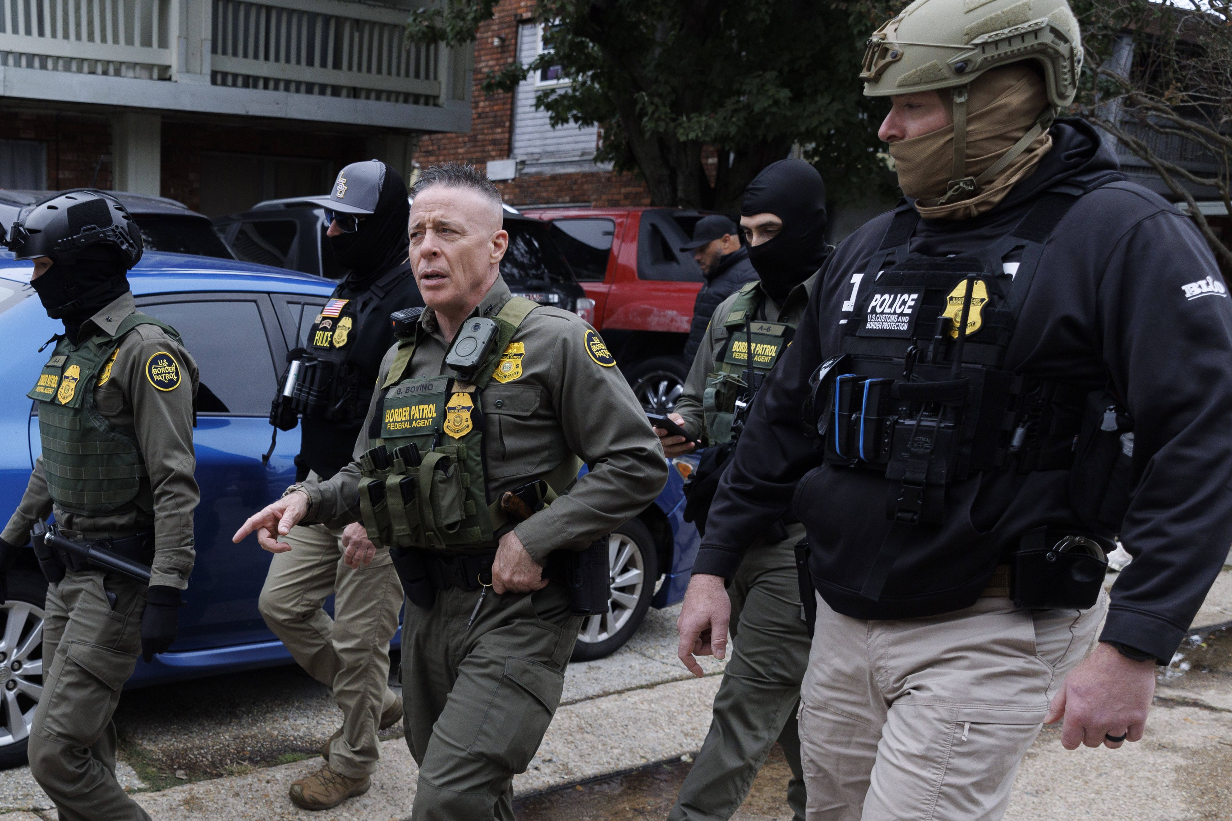 Heute.at - ICE-Agenten kommen zu Olympia – Empörung in Italien