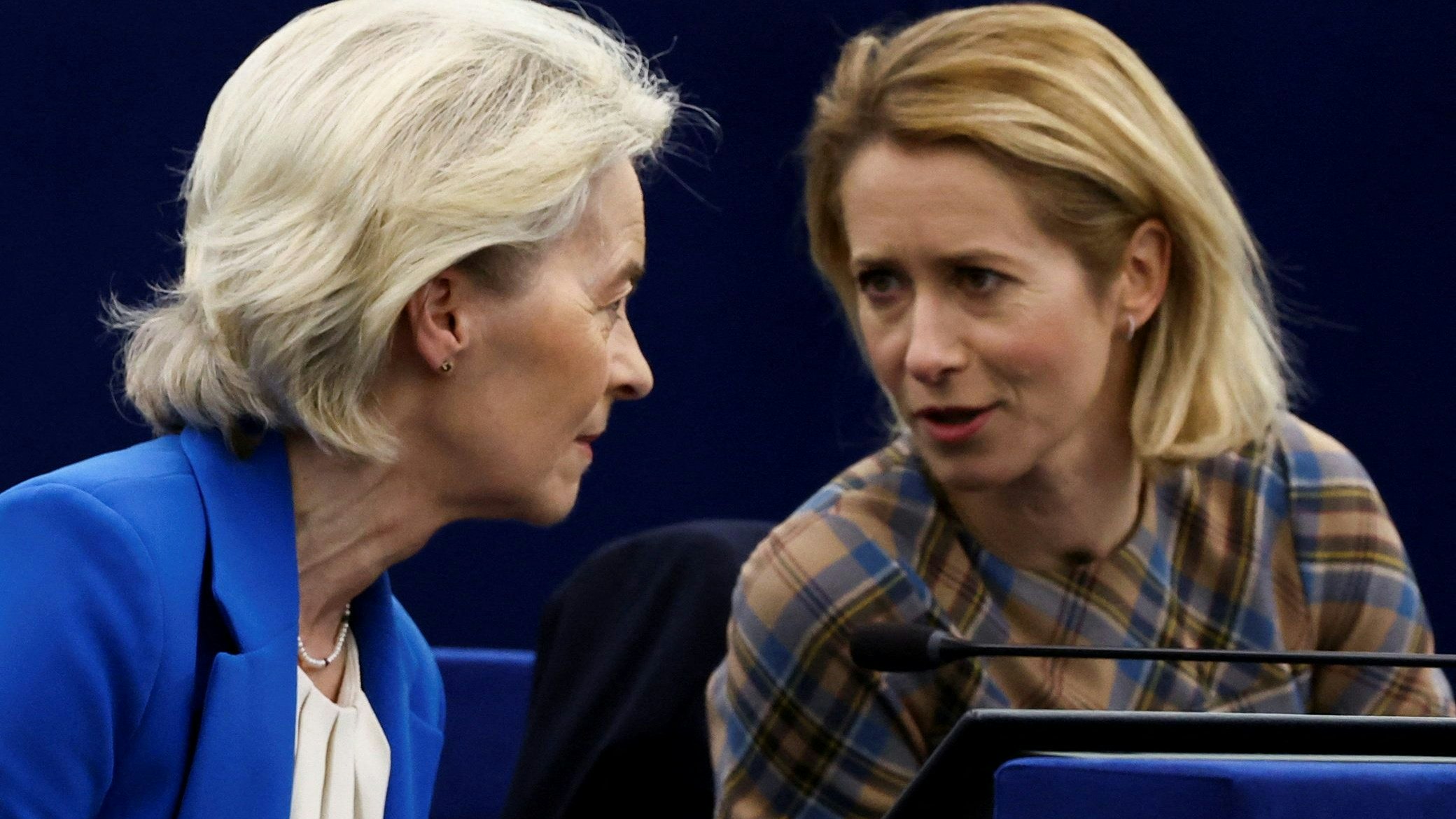 Kallas (r.) soll die Kommissionspräsidentin intern als "Diktatorin" bezeichnen.