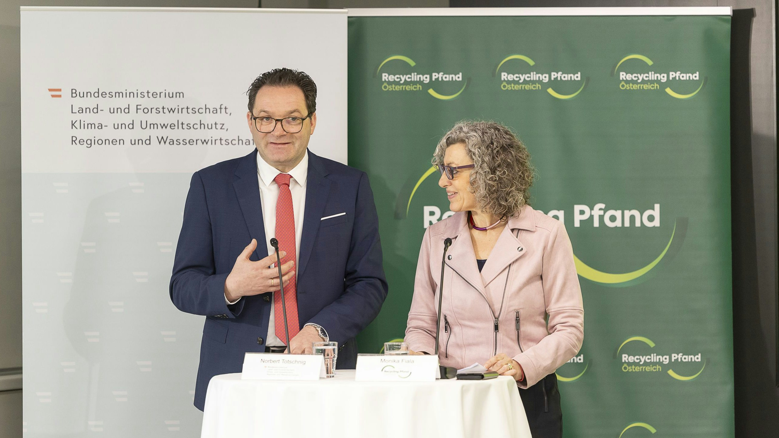 Heute.at - 1 Jahr Pfandsystem: So viel wird wirklich zurückgegeben