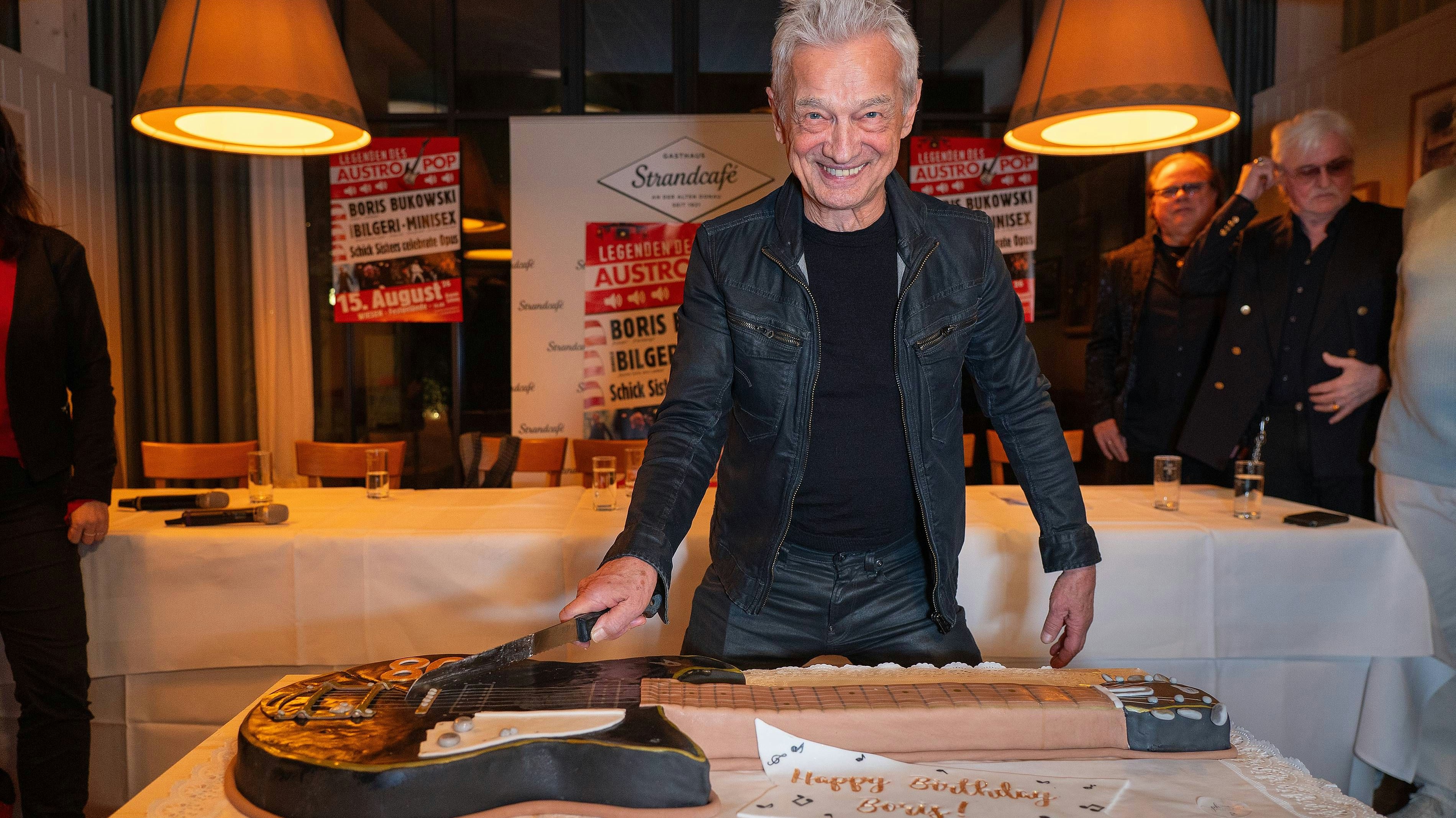 Heute.at - Bukowski fit: Ich mach seit 25 Jahren täglich Sport