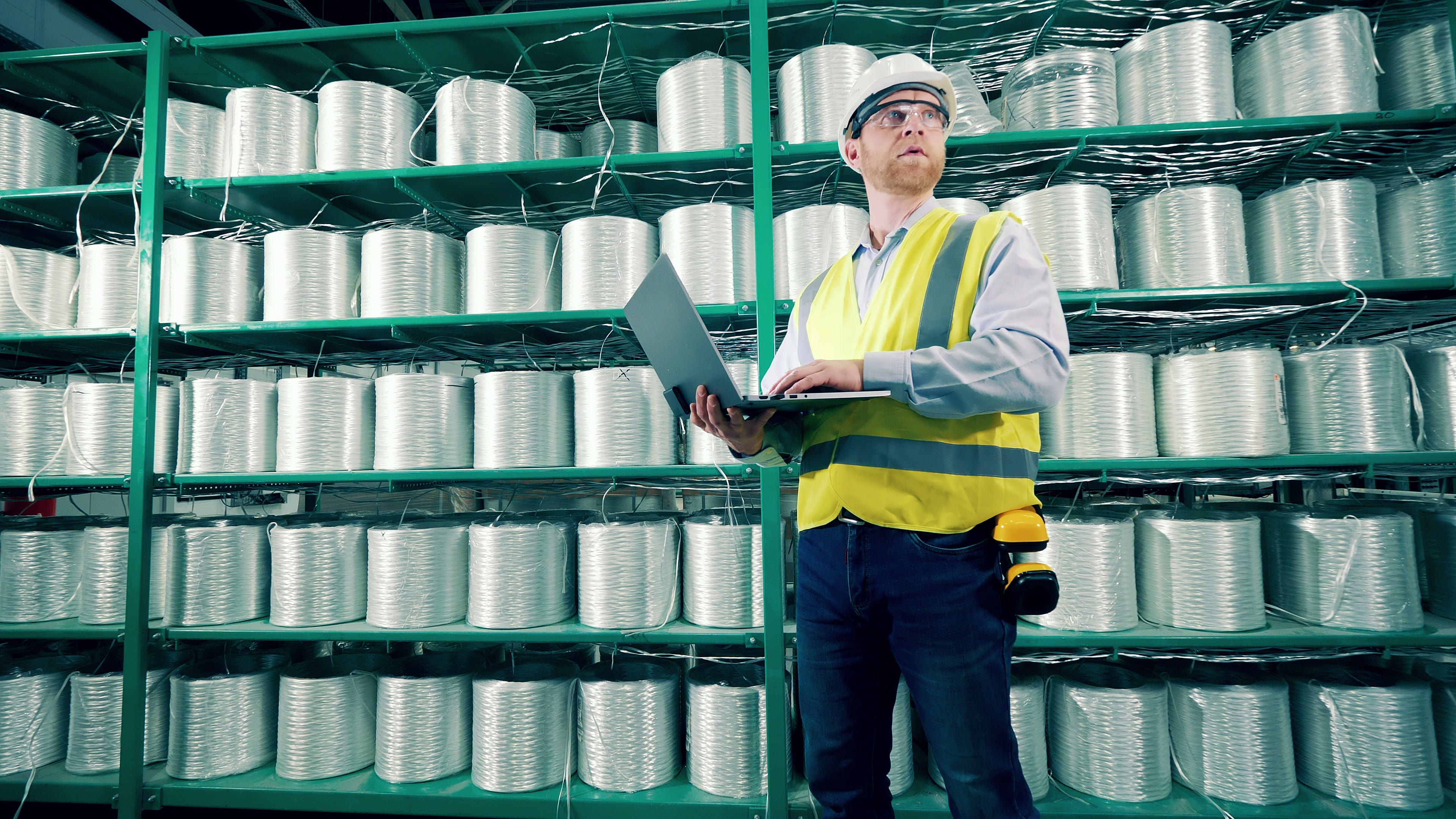 Zwar sind bereits rund 50 Prozent der österreichischen Haushalte und Unternehmen an Glasfaser angeschlossen, tatsächlich nutzen den Anschluss jedoch nur etwa 25 Prozent. 