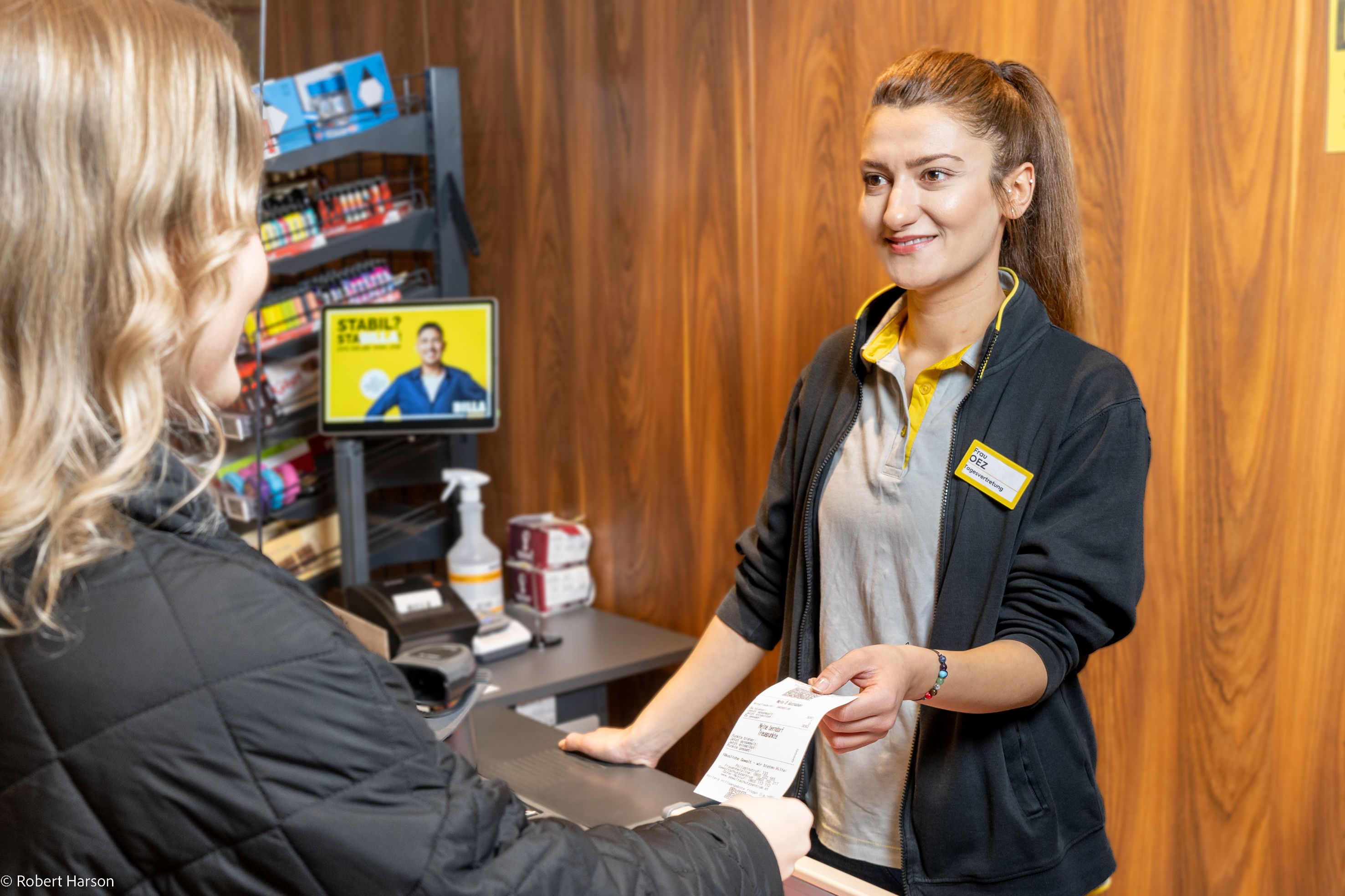 Bei Billa gibt es minus 10 Prozent auf die gesamte Rechnung. 
