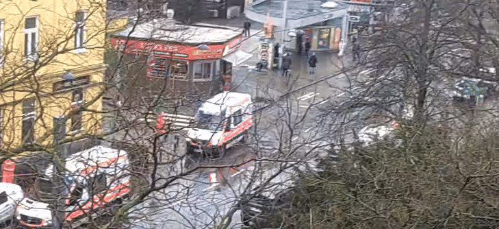 Heute.at - Zwei Verletzte! Schlägerei auf offener Straße in Wien