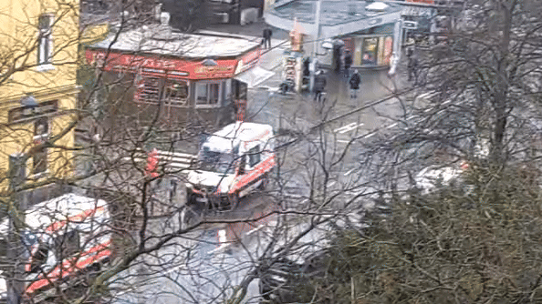 Heute.at - Zwei Verletzte! Schlägerei auf offener Straße in Wien