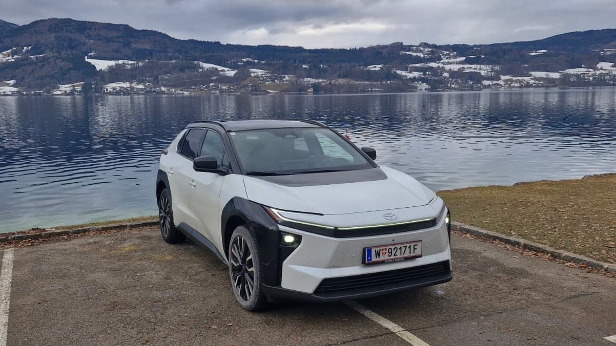 Heute.at - Toyota bZ4X startet als völlig neues E-SUV durch