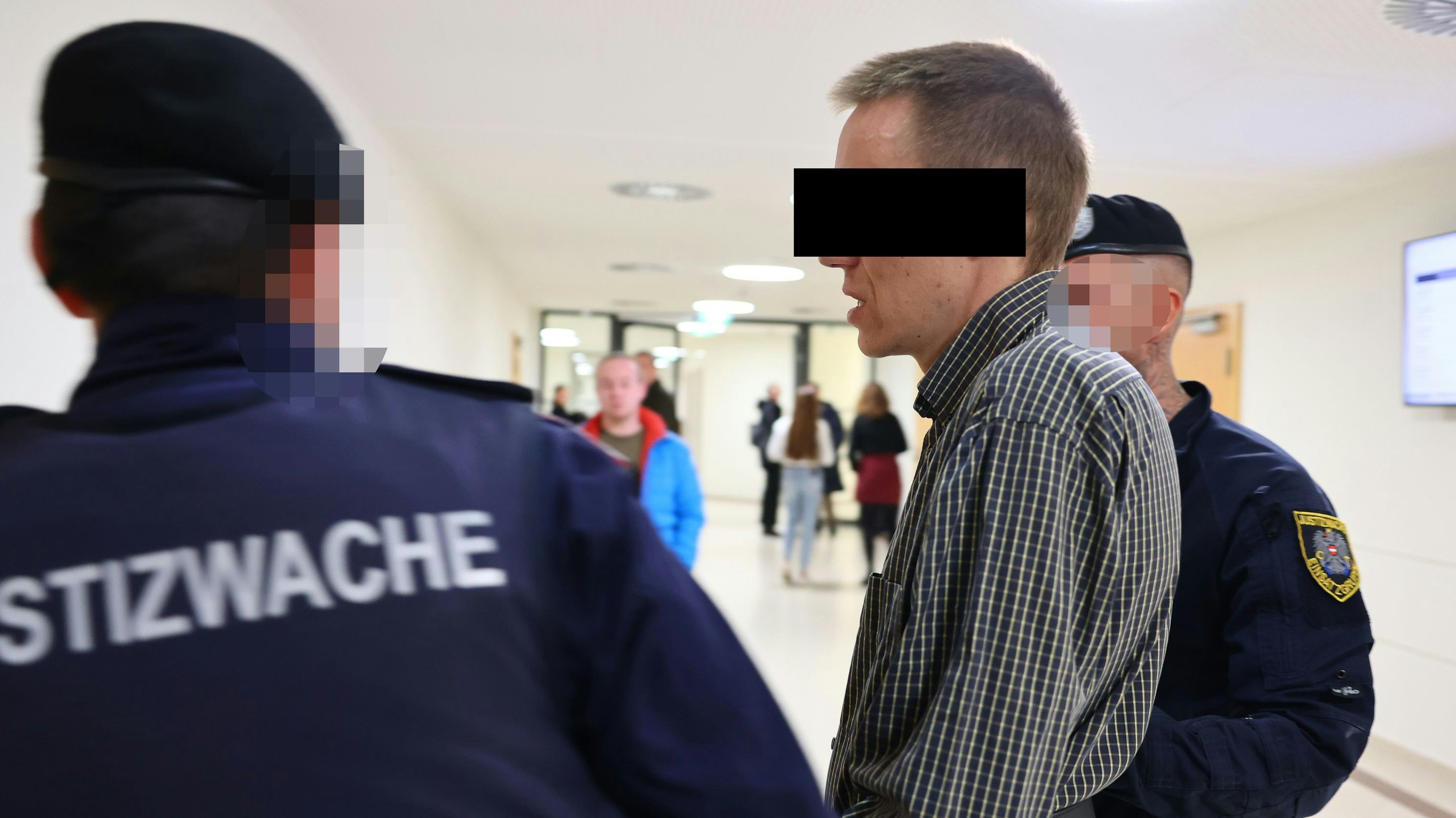 Heute.at - Schuss auf Bim in Wien: 10 Jahre Haft für Schützen