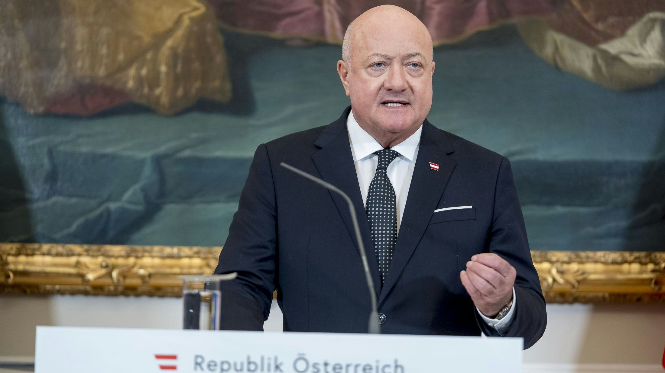 Heute.at - Kanzler-Rede: Stocker plant Hammer-Ansage zu Steuern