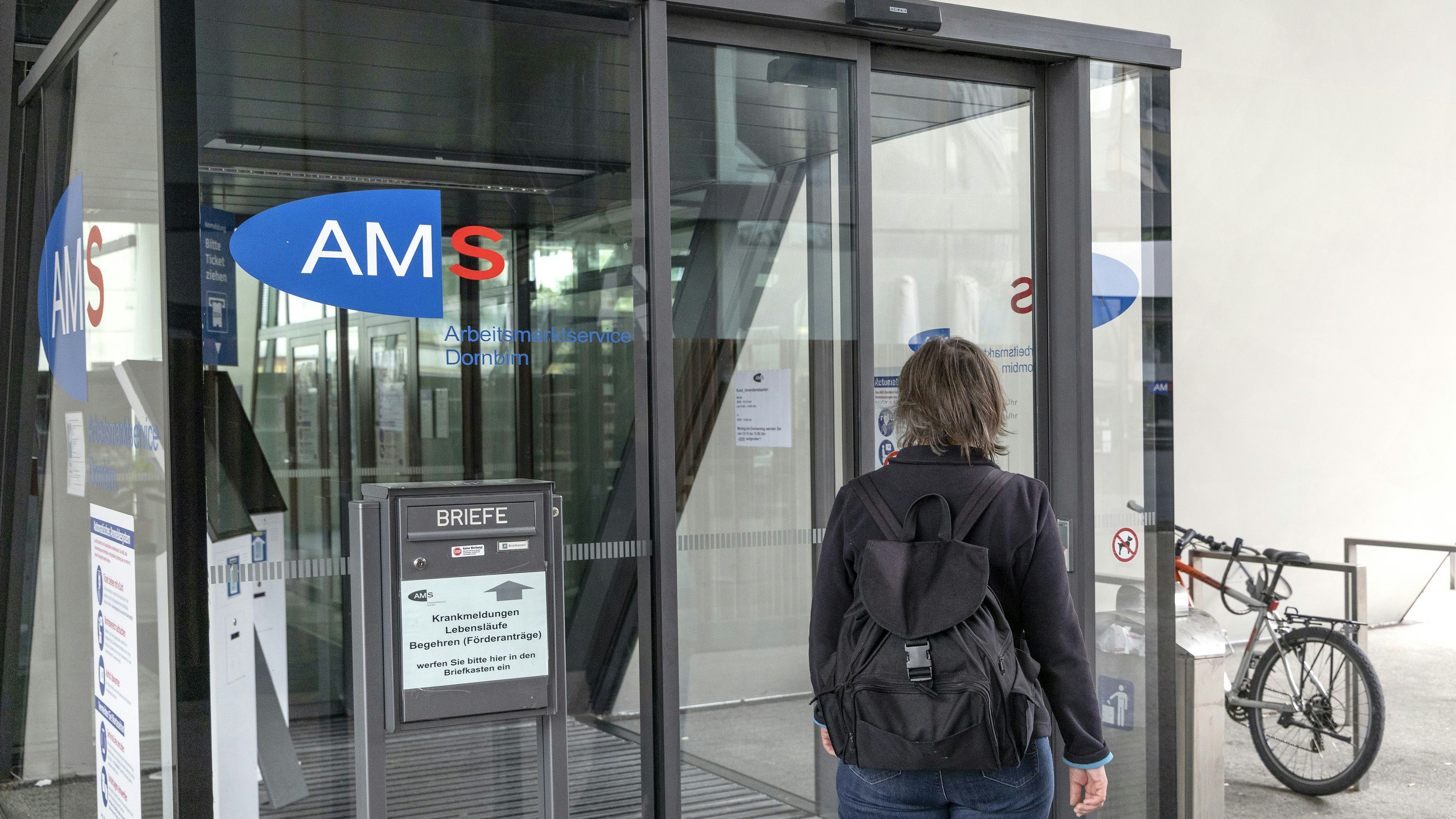 Heute.at - Frecher AMS-Trick kostet Betroffene mehr als 6.000 Euro