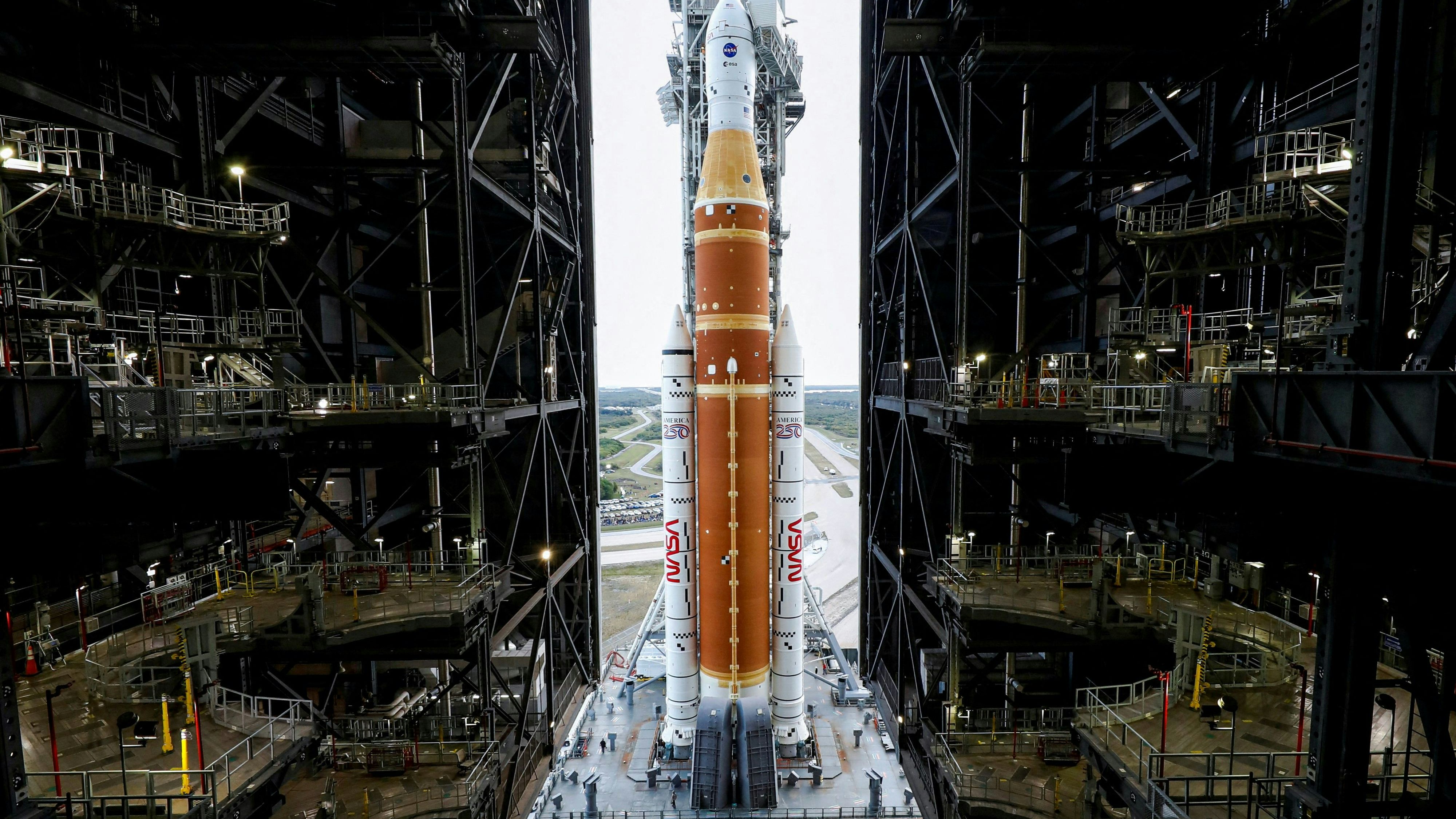 Heute.at - Wegen Kälte! Nasa verschiebt Start der Mondmission