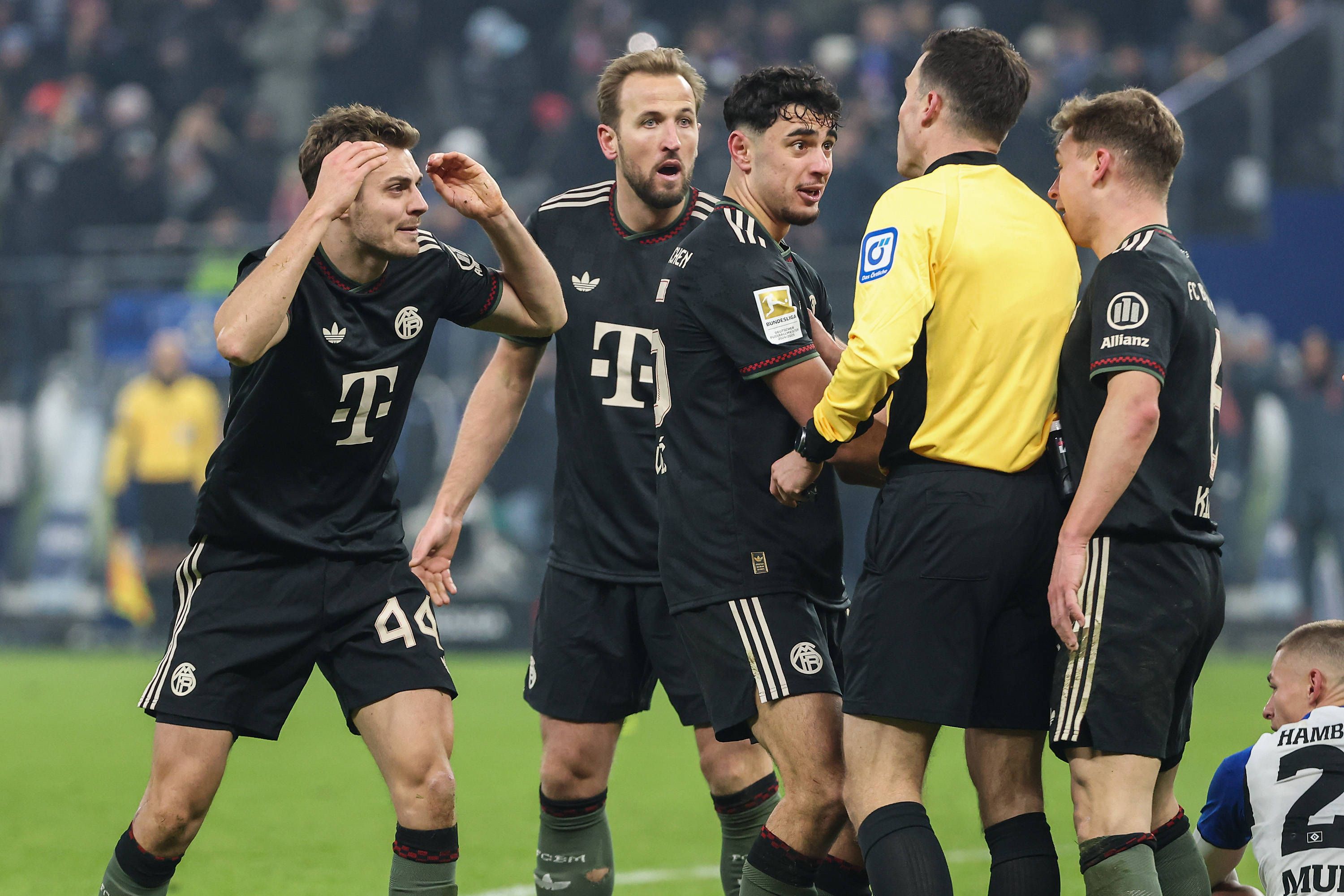 Heute.at - Kane mittendrin – Bayern-Ärger über den Schiri