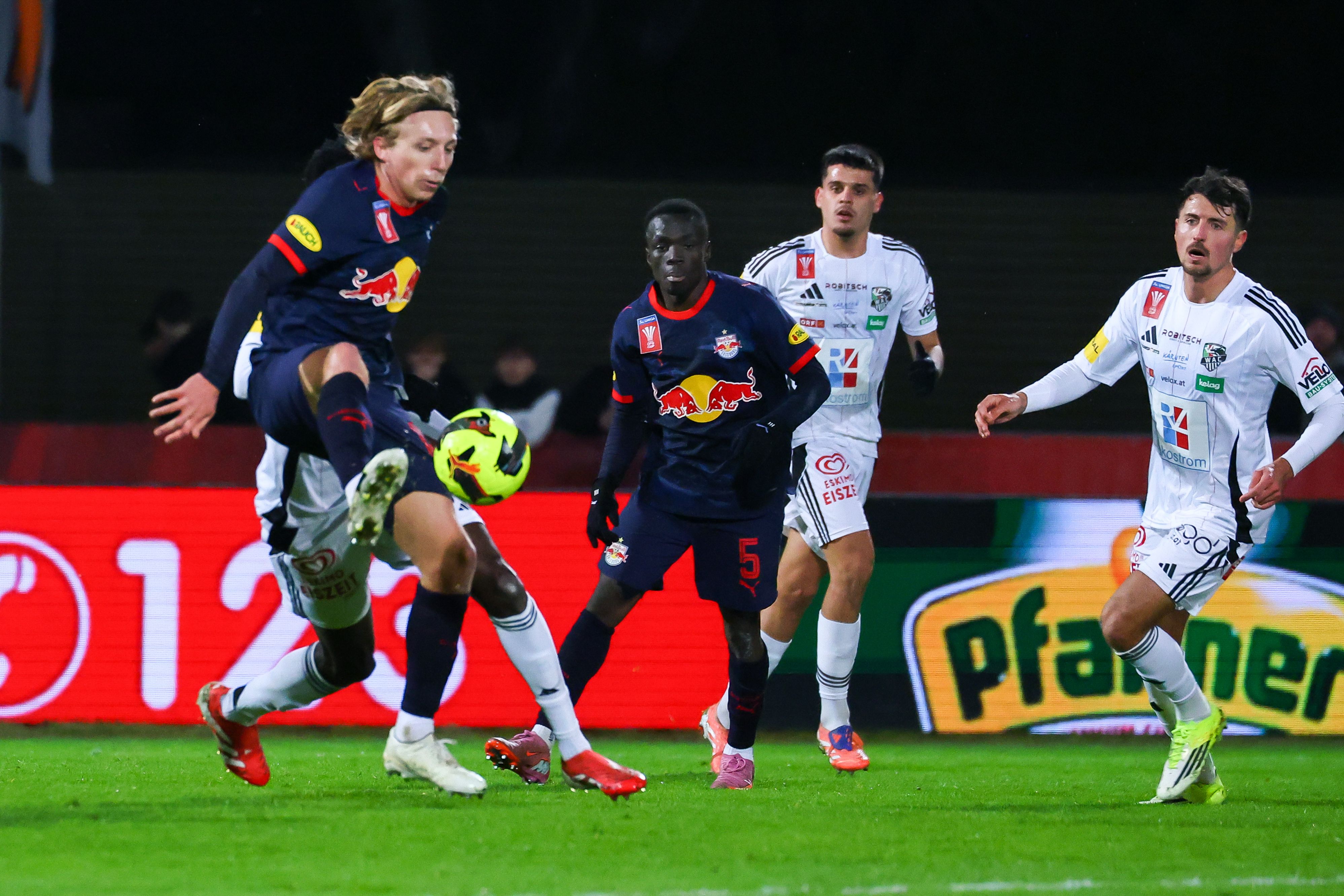 Salzburg mühte sich gegen den WAC zum Sieg.