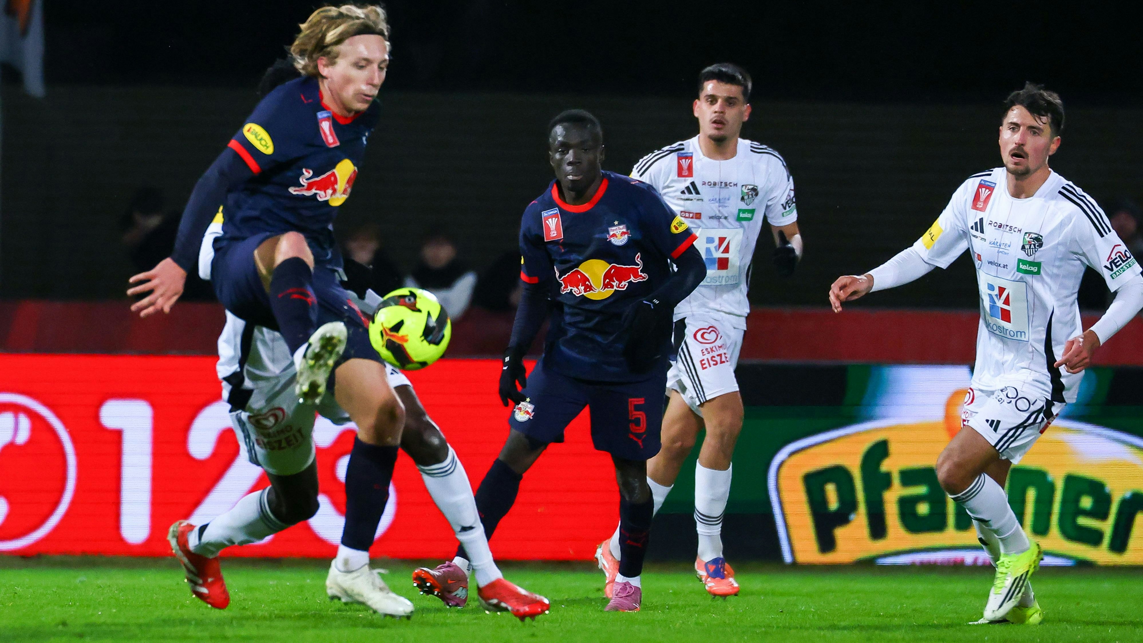 Heute.at - Vielleicht sollte man den VAR mal ganz rausnehmen