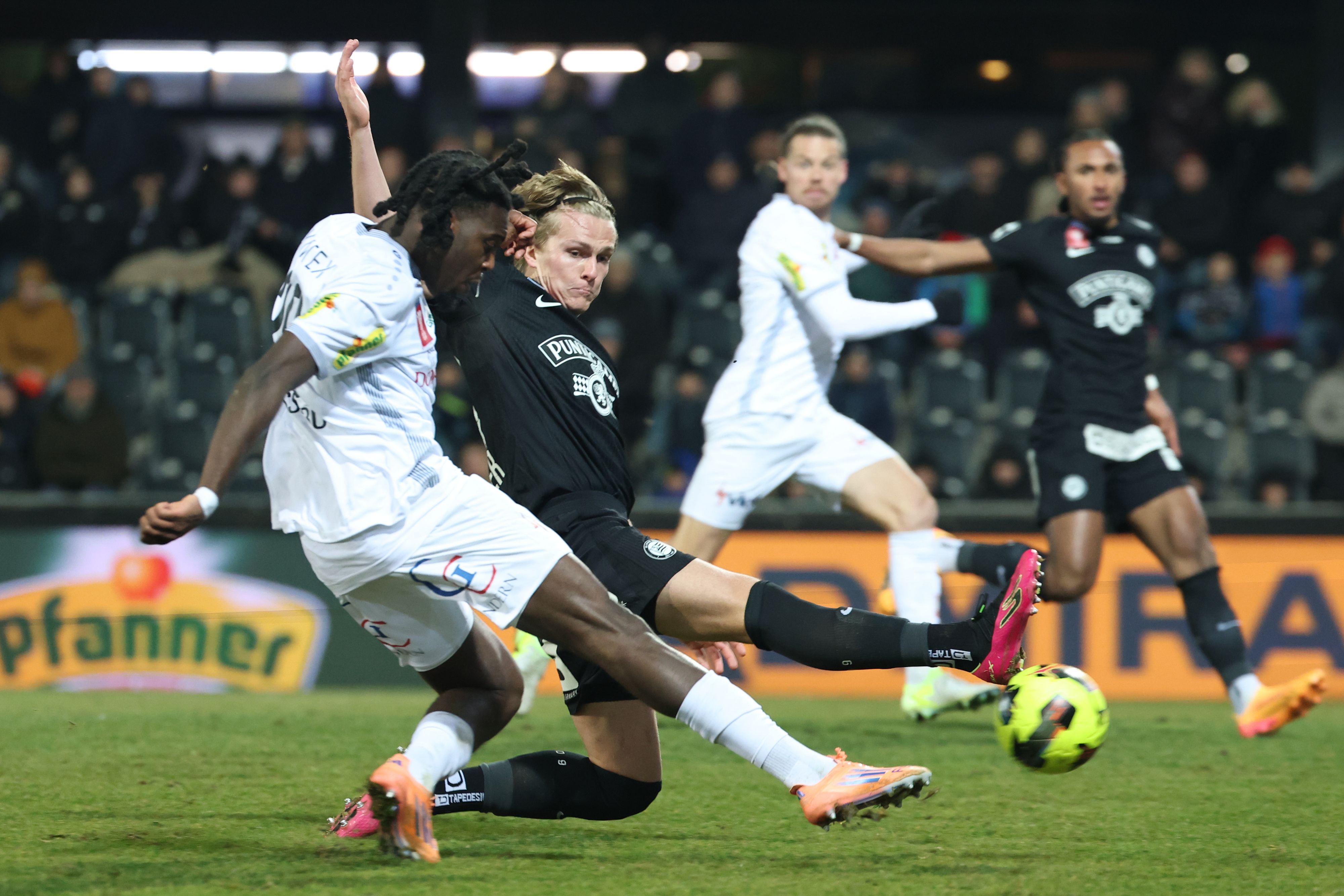 Heute.at - Altach wirft Sturm aus dem Cup, Salzburg stoppt WAC