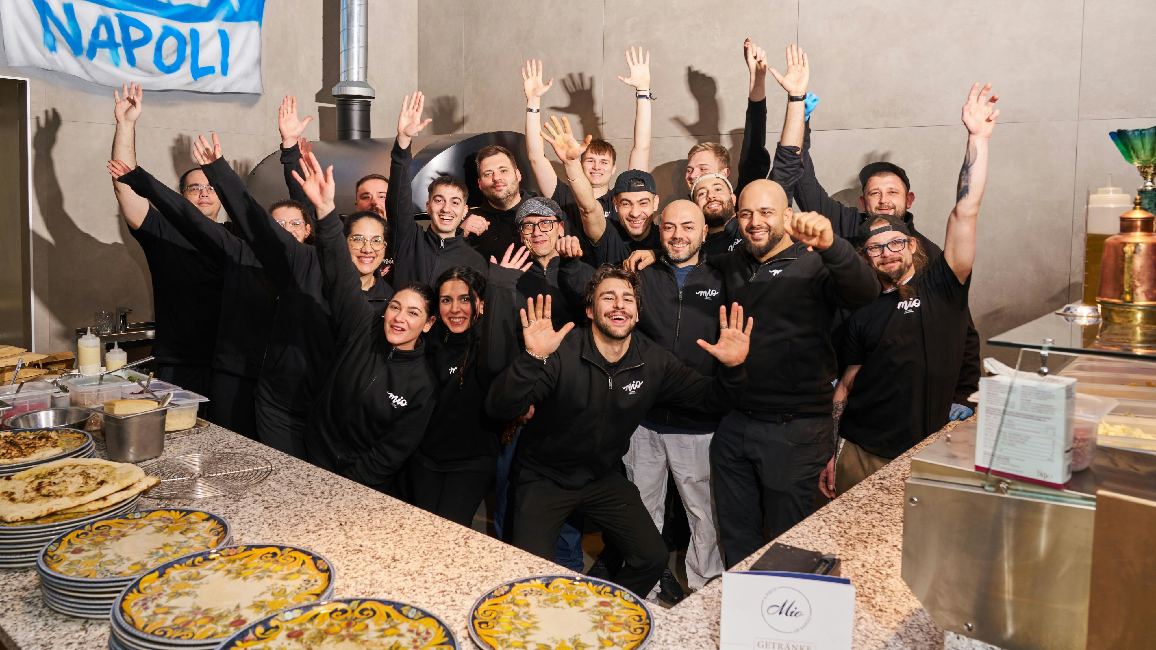 Heute.at - Mit Amore – Pizza-Weltmeister eröffnet neuen Standort