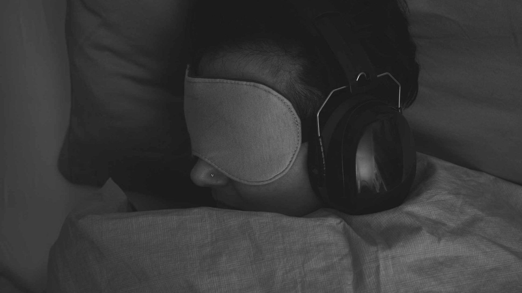 Die Krankheit ist untererforscht. Eine heilende Therapie fehlt bisher.