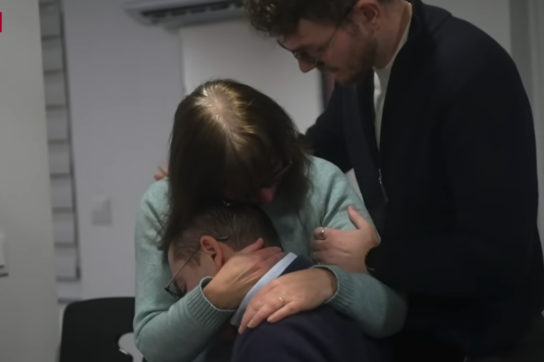 Familie Aubrun während der quälenden Wochen des Wartens in Metz