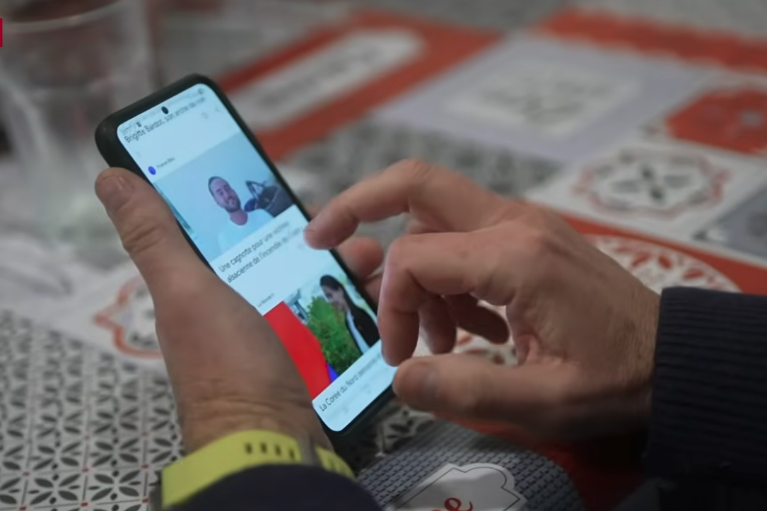 Auf Social Media sucht Vater Lionel Aubrun nach Fotos von seinem Sohn