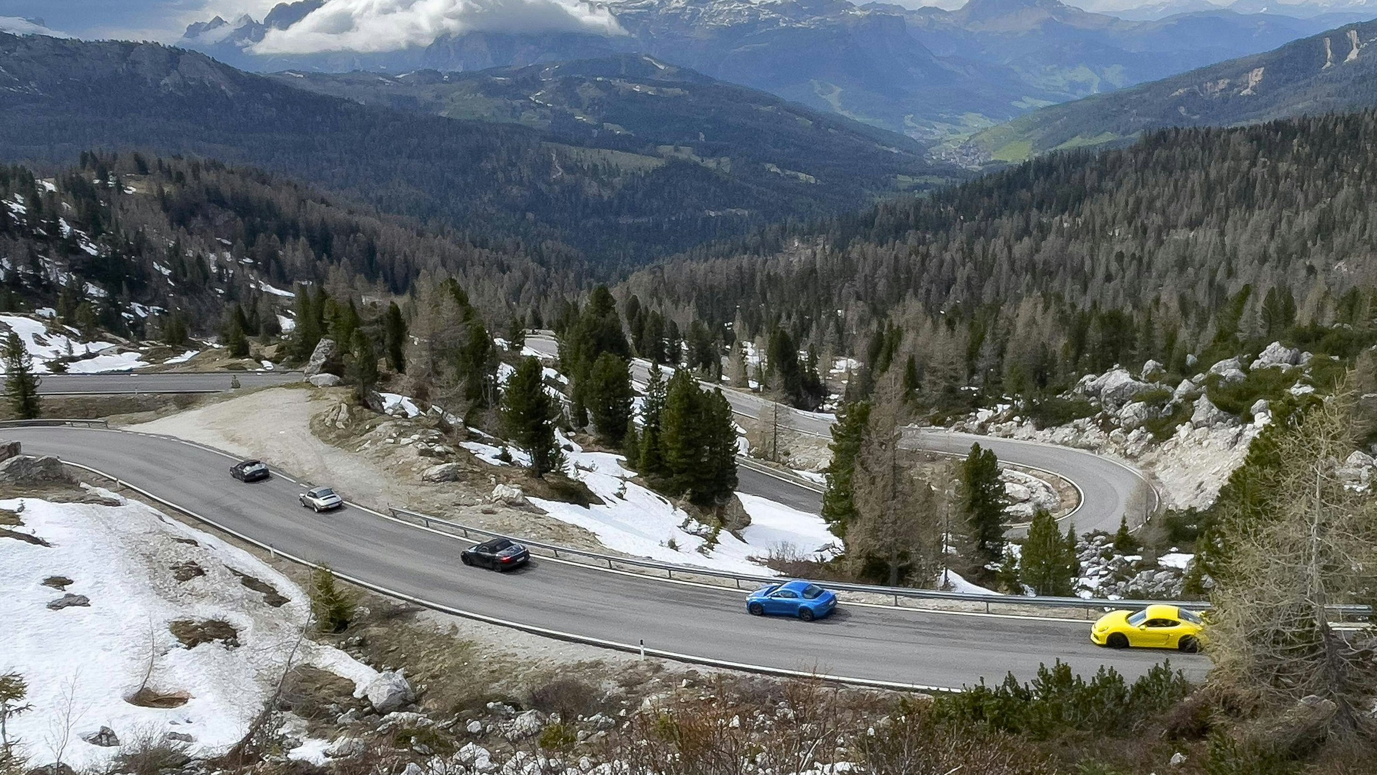Heute.at - Supercar-Rennen: Österreicher machen Dolomiten unsicher