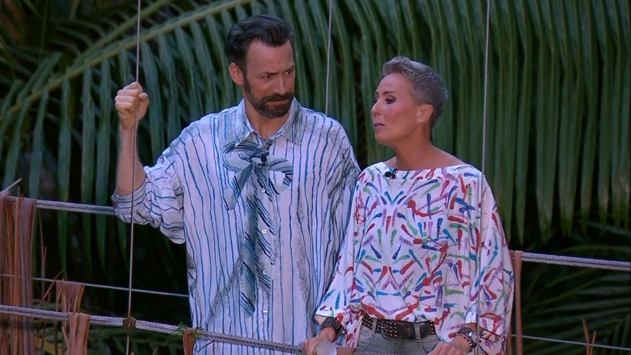 Heute.at - Jan Köppen gesteht Hemd-Panne: Hab mich eingeschissen