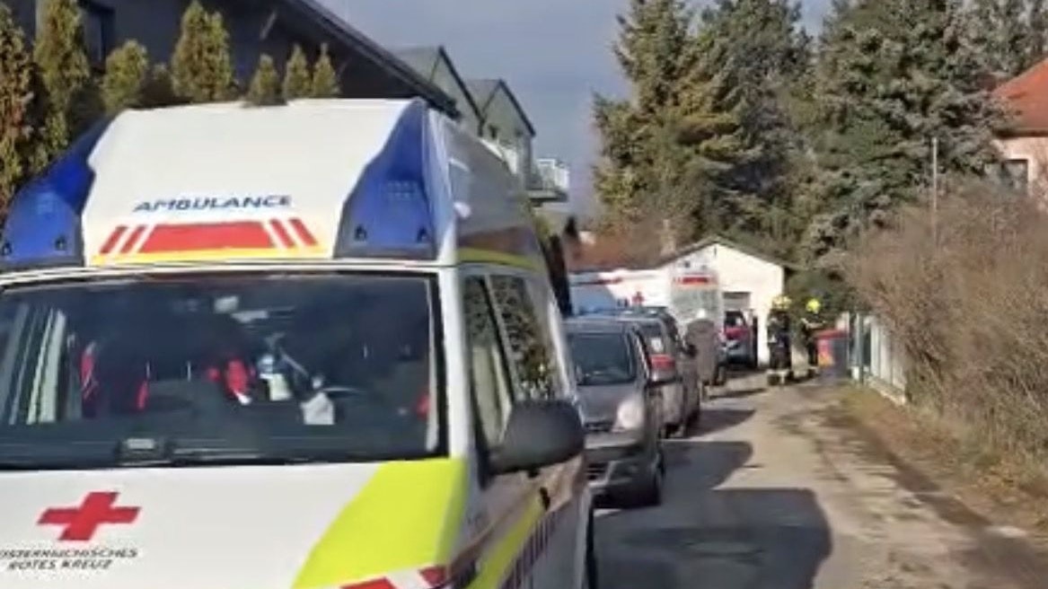 Polizei- und Rettungseinsatz am Montagnachmittag, 2. Februar 2026, in Kottingbrunn