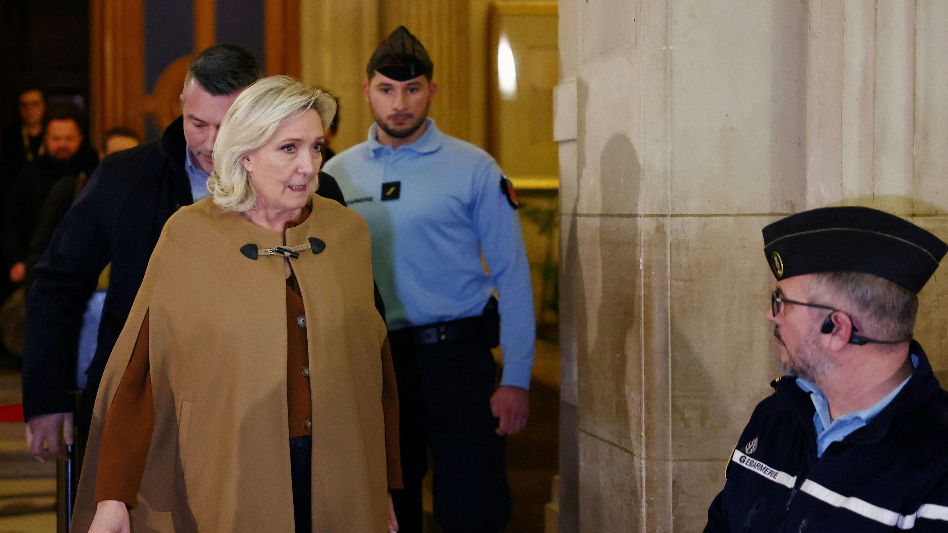 Heute.at - Haft und Kandidaturverbot: Le Pen droht politisches Aus