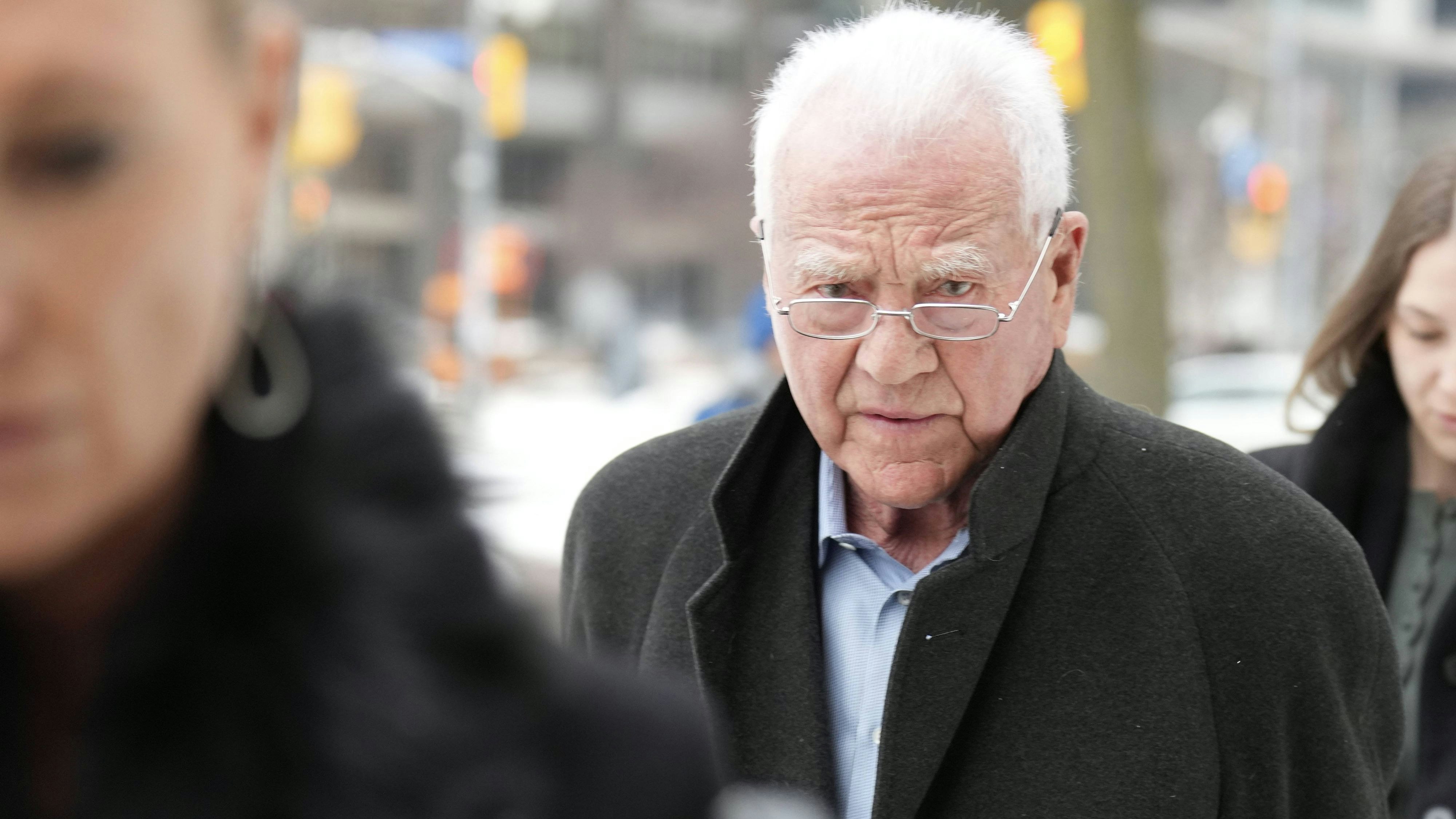 February 3, 2026, Toronto, On, CAN: Frank Stronach arrives at a Toronto Court on Tuesday February 3, 2026. Toronto CAN PUBLICATIONxINxGERxSUIxAUTxONLY - ZUMAc35_ 20260203_zaf_c35_074 Copyright: xChrisxYoungx